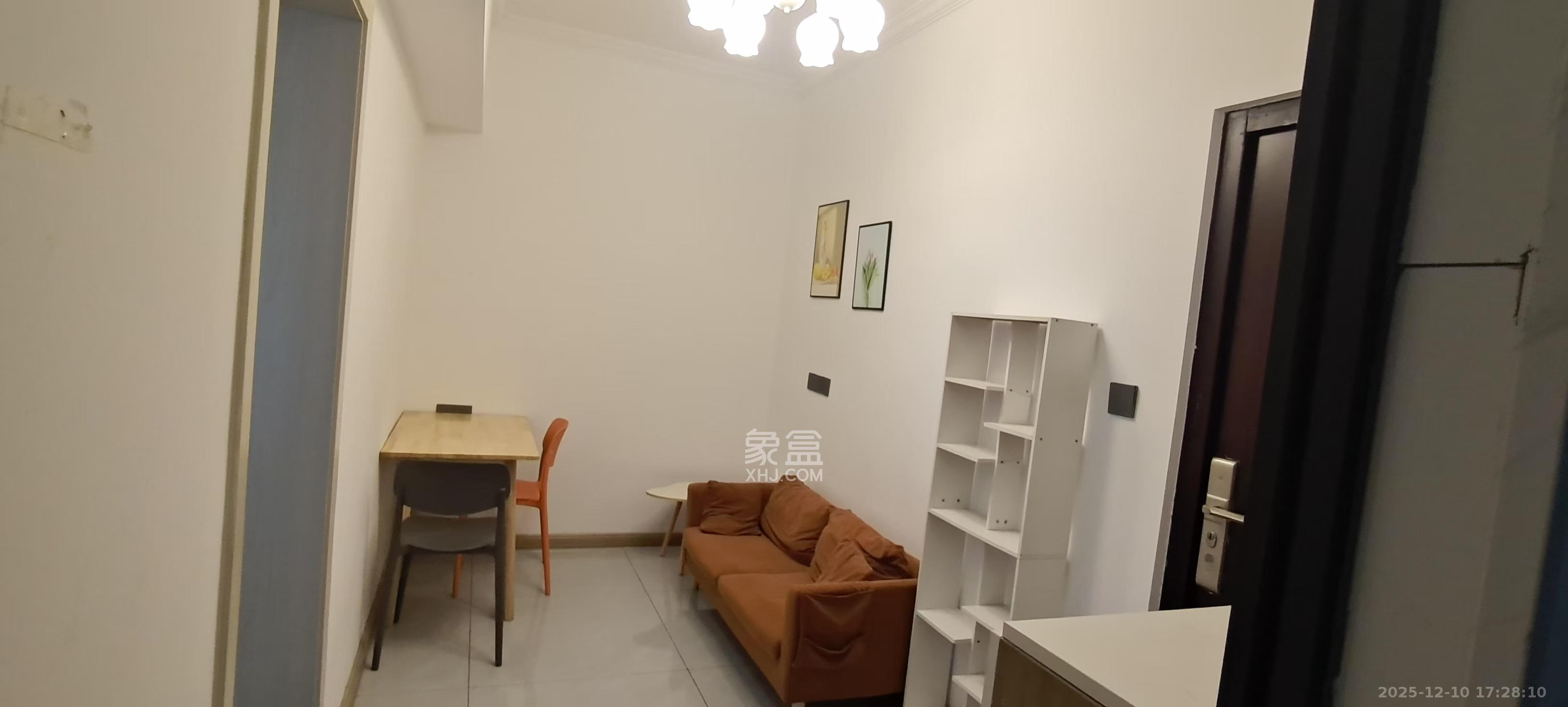 燕珑新寓  1室1厅1卫    1600.0元/月