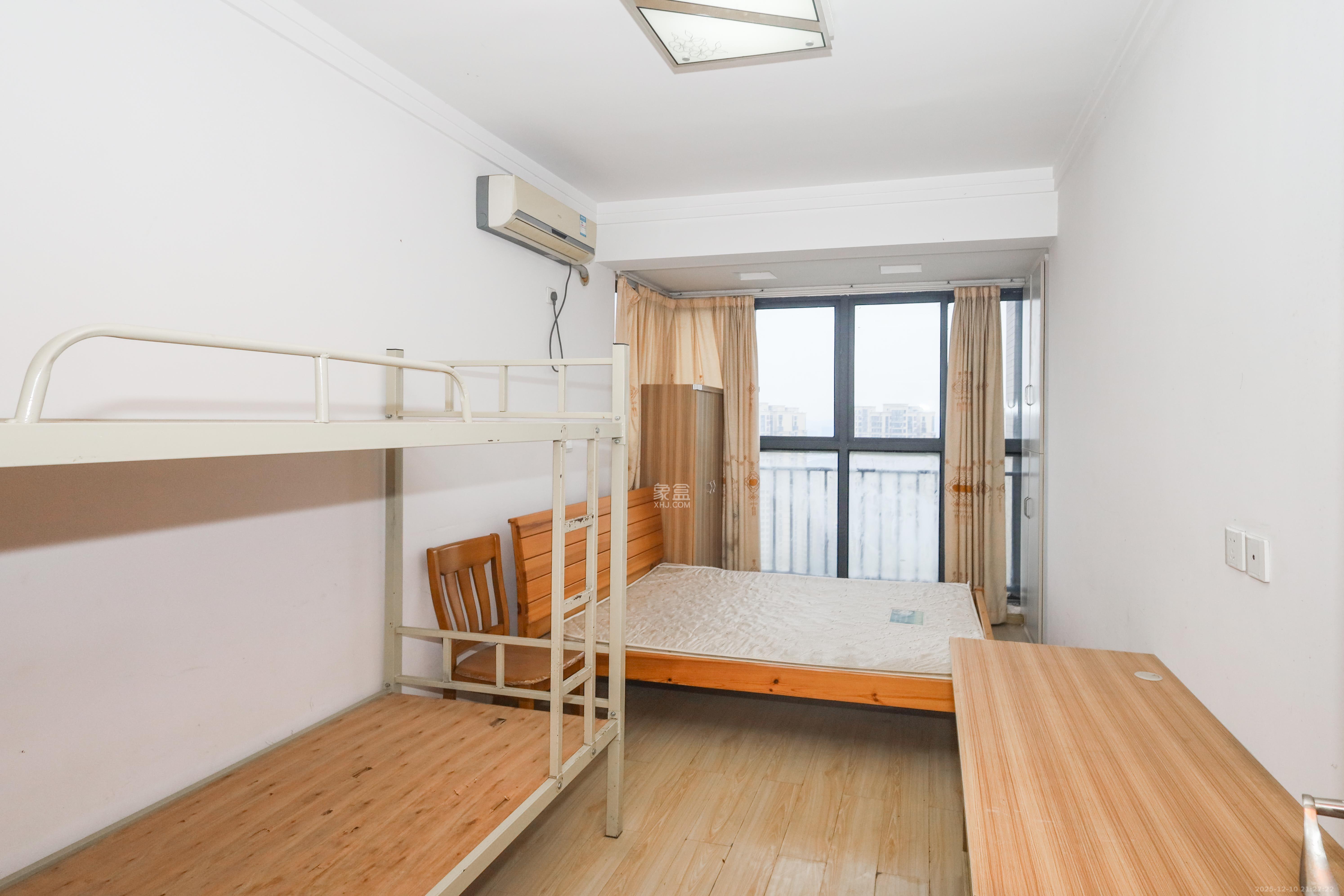 保利麓谷林语A区 4室2厅2卫 2800.0元/月 保利麓谷林语A区 4室2厅2卫 2800.0元/月室内图