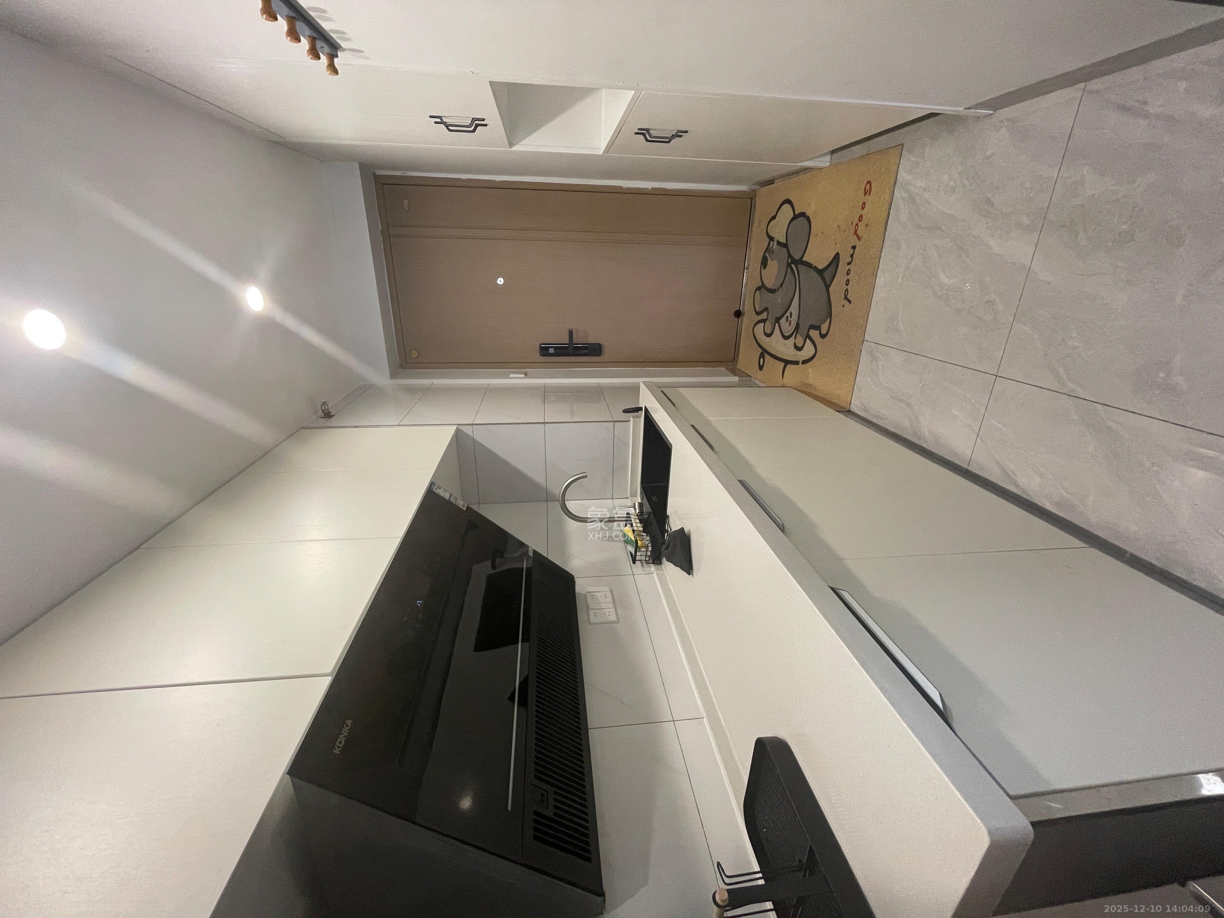 卓越江岸  2室2厅1卫    2200.0元/月