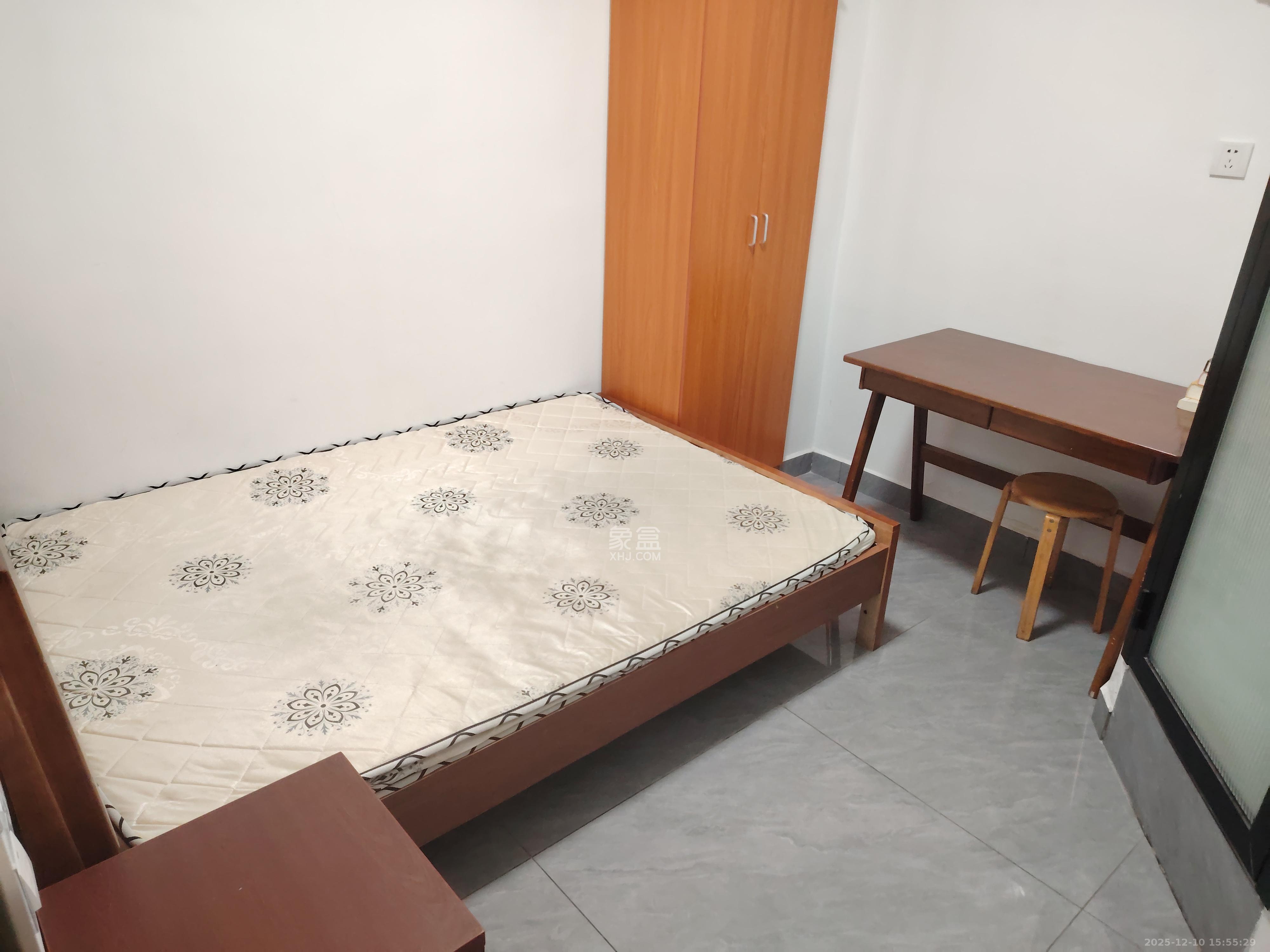 添景阁  1室1厅1卫   800.00元/月