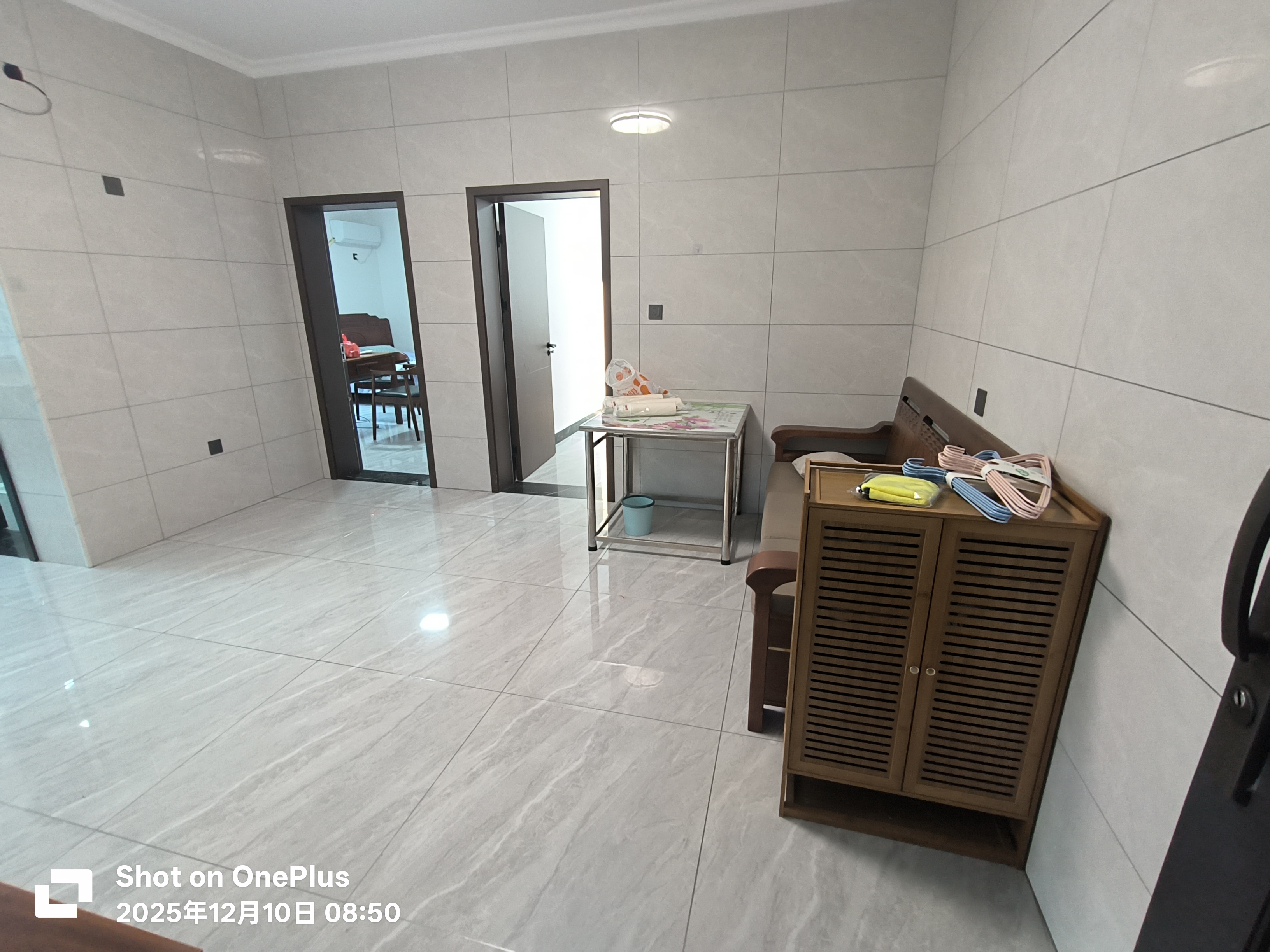 杉树山小区(安置)  2室2厅1卫    1200.0元/月