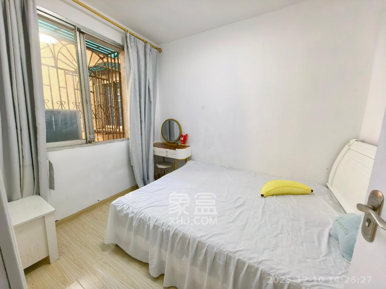 牛角塘社区 3室1厅1卫 2500.0元/月 牛角塘社区 3室1厅1卫 2500.0元/月室内图