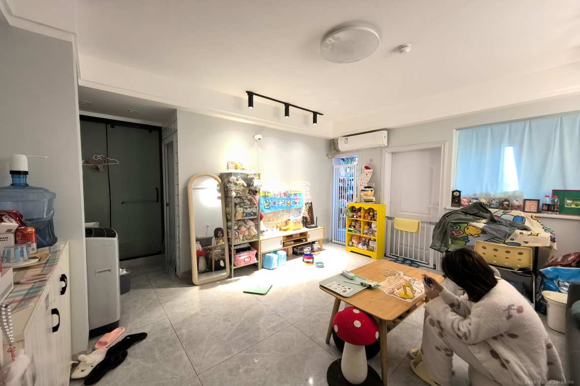 欧亚达国际广场 2室2厅1卫 1800.0元/月 欧亚达国际广场 2室2厅1卫 1800.0元/月室内图