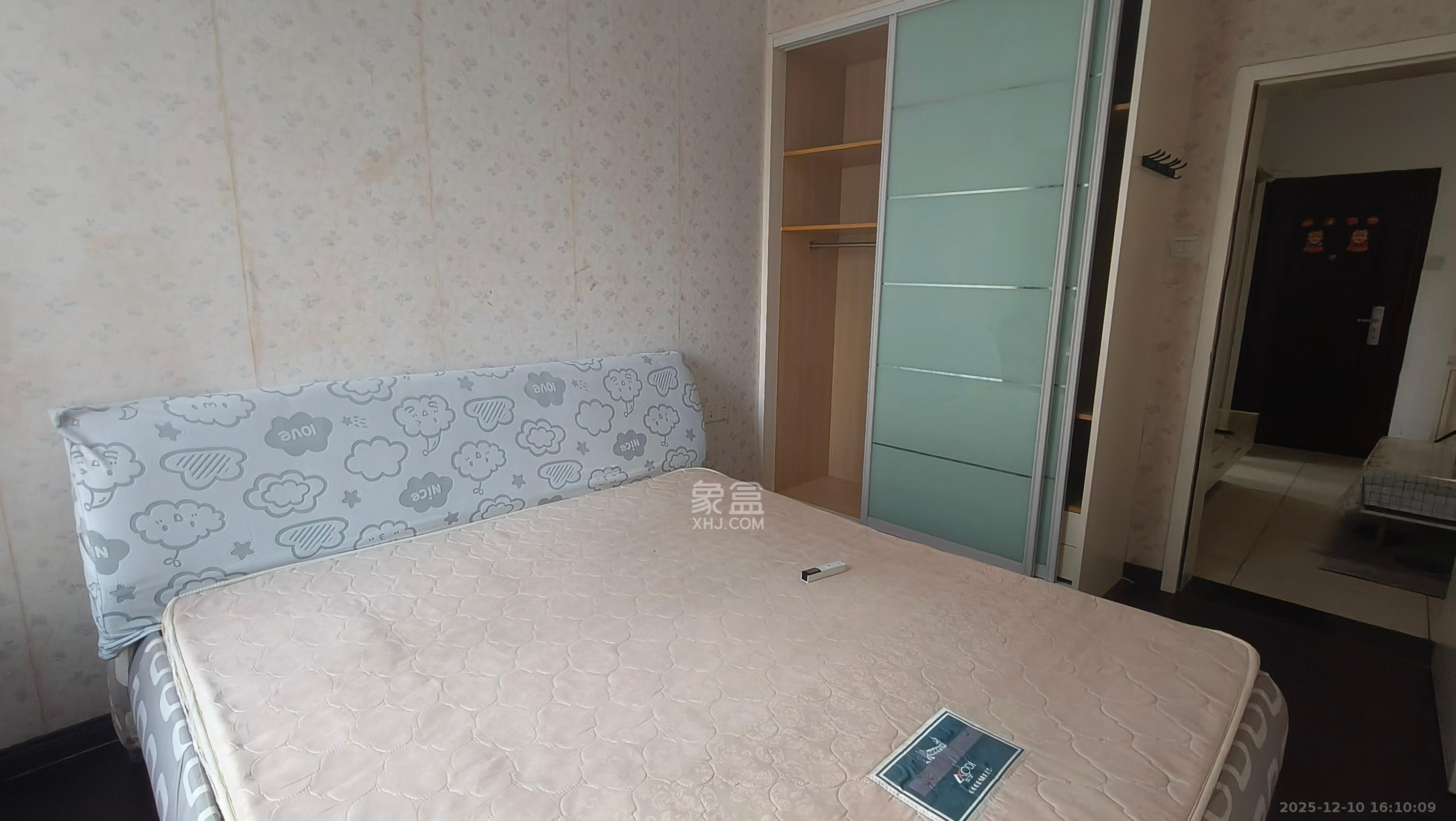 中江国际花城  1室1厅1卫    1500.0元/月室内图