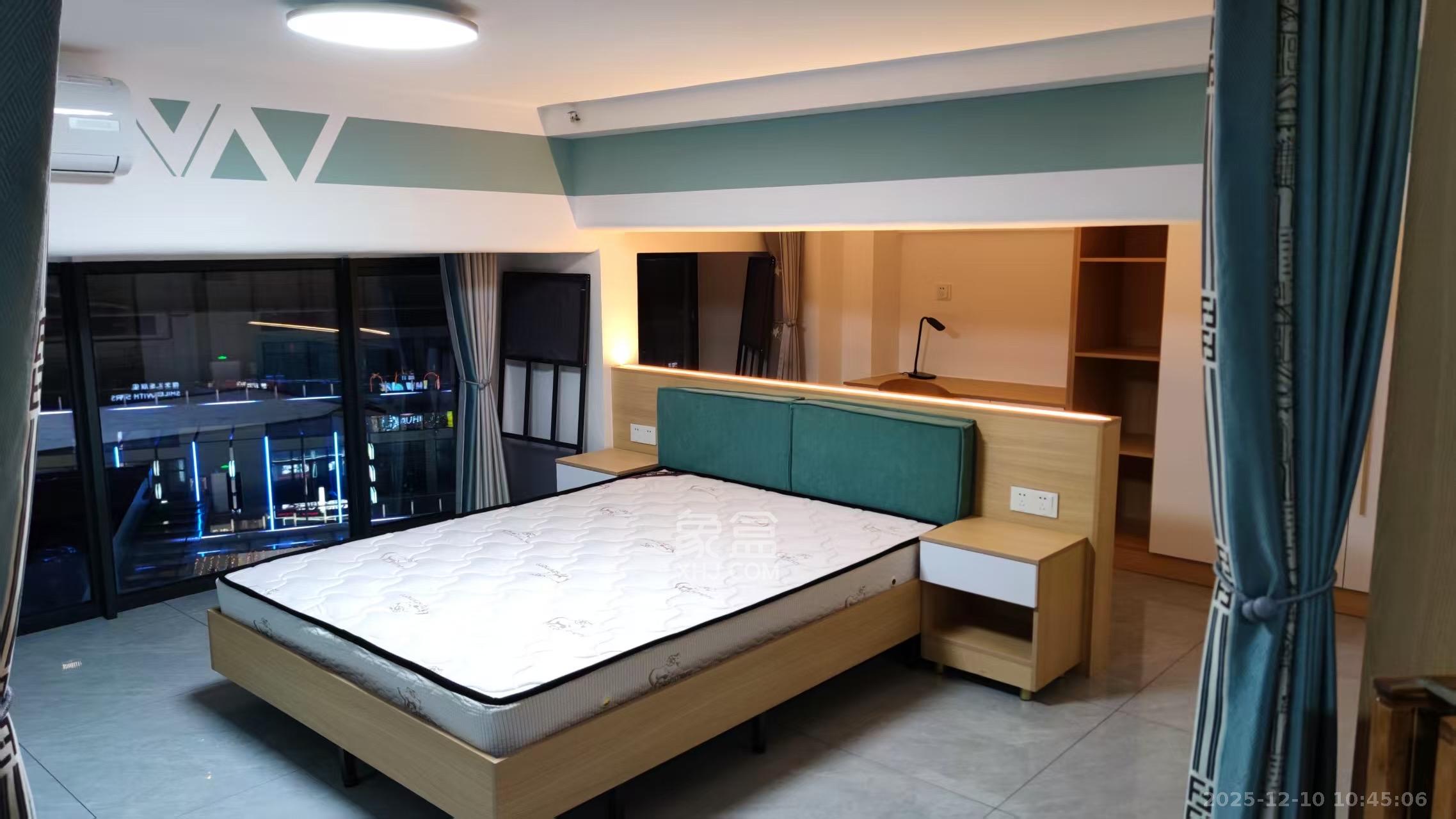 天麓轻奢国际  1室1厅1卫    1500.0元/月