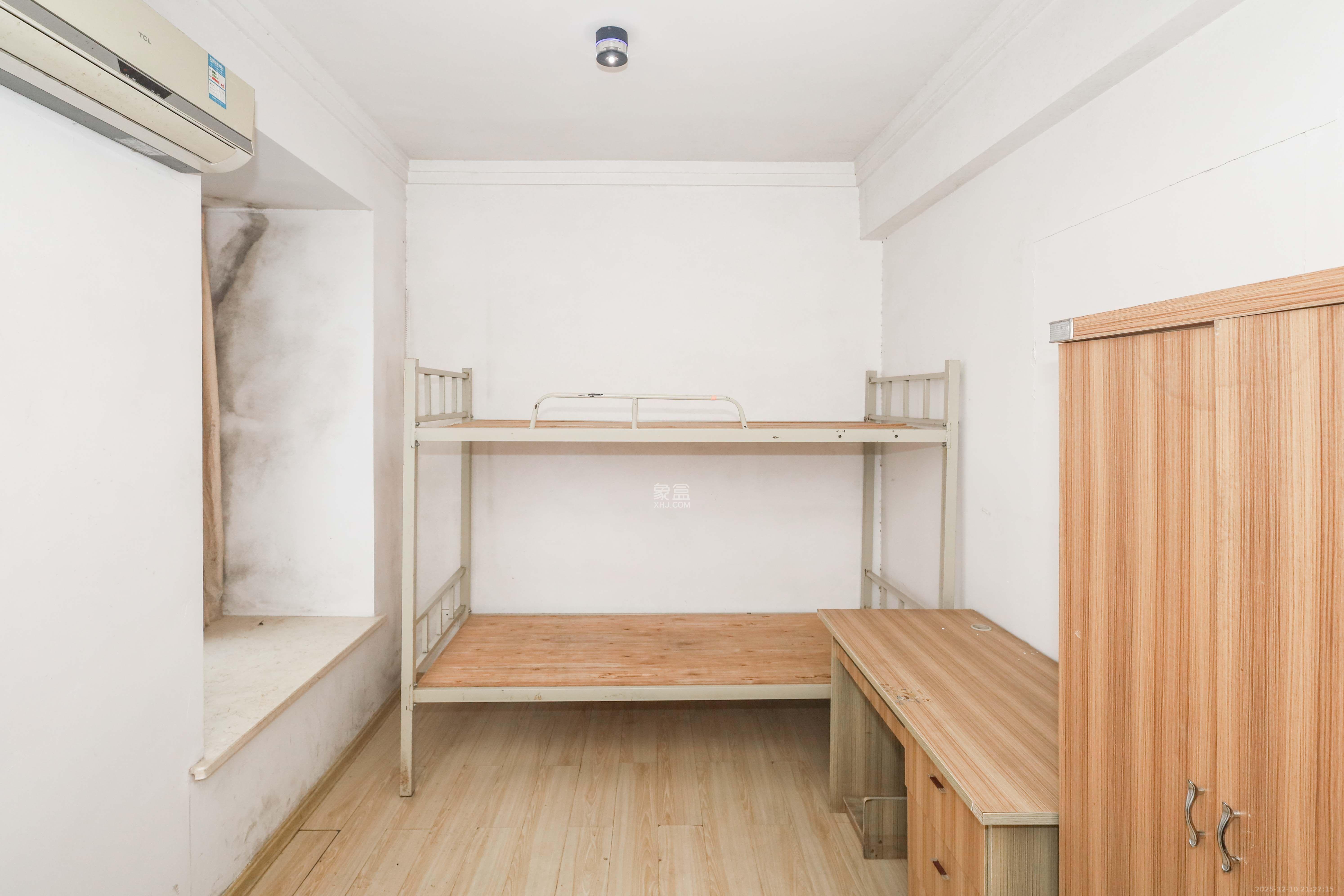 保利麓谷林语A区 4室2厅2卫 2800.0元/月 保利麓谷林语A区 4室2厅2卫 2800.0元/月室内图