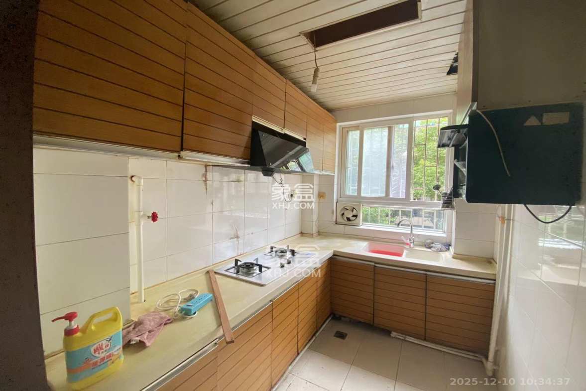 振湘园 3室2厅2卫 2400.0元/月 振湘园 3室2厅2卫 2400.0元/月室内图