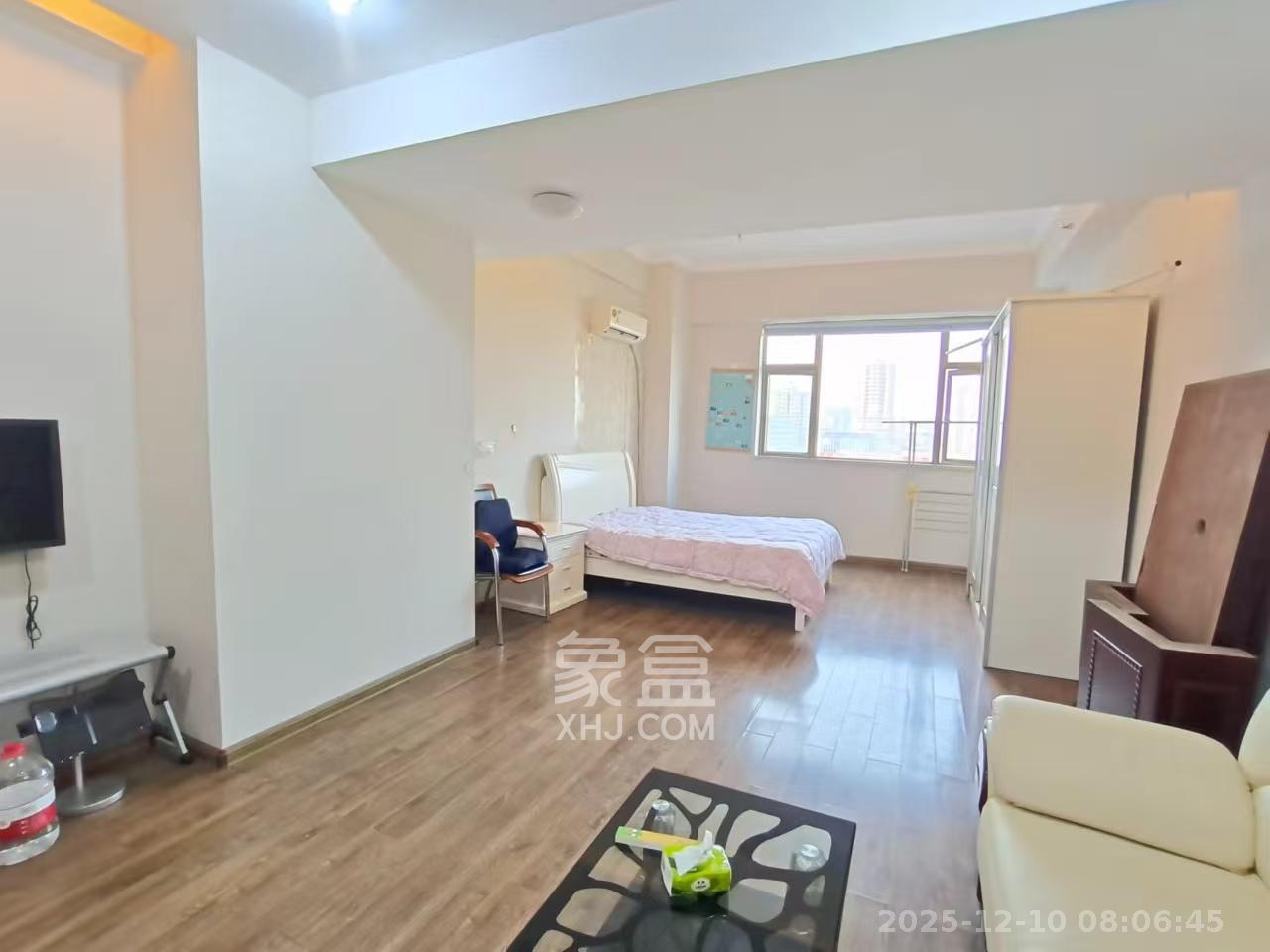 昊天大厦 1室1厅1卫 1800.0元/月 昊天大厦 1室1厅1卫 1800.0元/月室内图