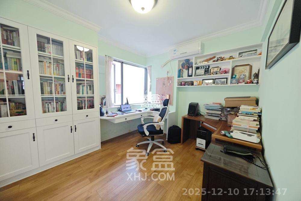 新城新世界一二三期 3室2厅2卫 3800.0元/月 新城新世界一二三期 3室2厅2卫 3800.0元/月室内图