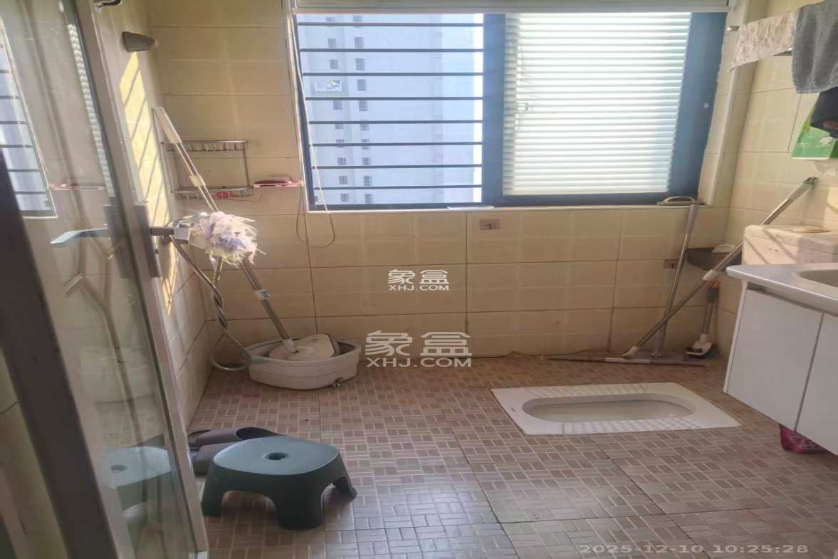 钰龙天下一期 2室2厅1卫 2000.0元/月 钰龙天下一期 2室2厅1卫 2000.0元/月室内图