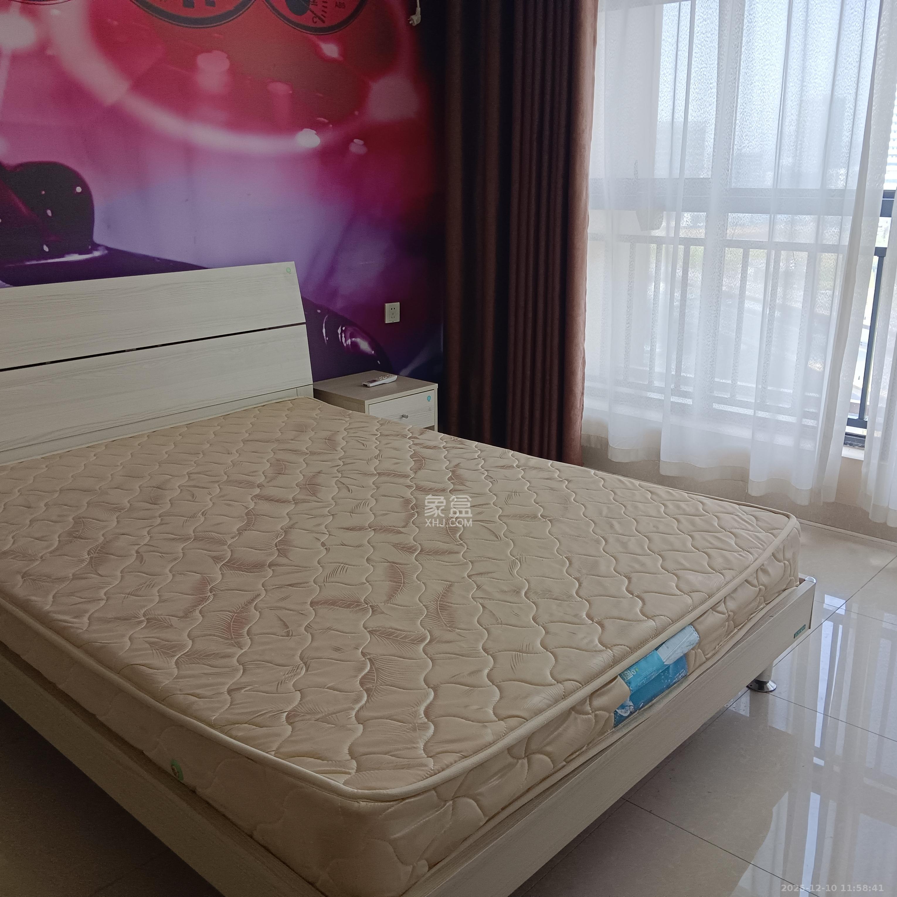 领东汇 1室0厅0卫 1400.0元/月 领东汇 1室0厅0卫 1400.0元/月室内图