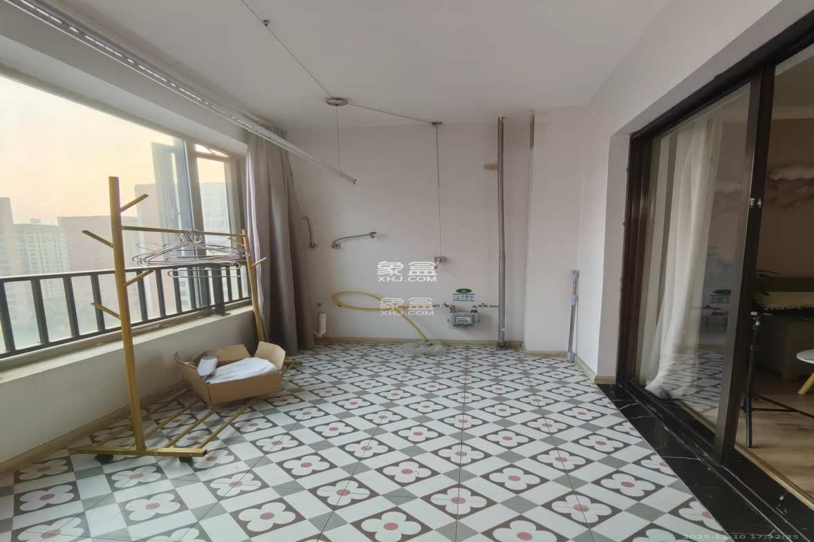 怡海星城 1室1厅1卫 1100.0元/月 怡海星城 1室1厅1卫 1100.0元/月室内图