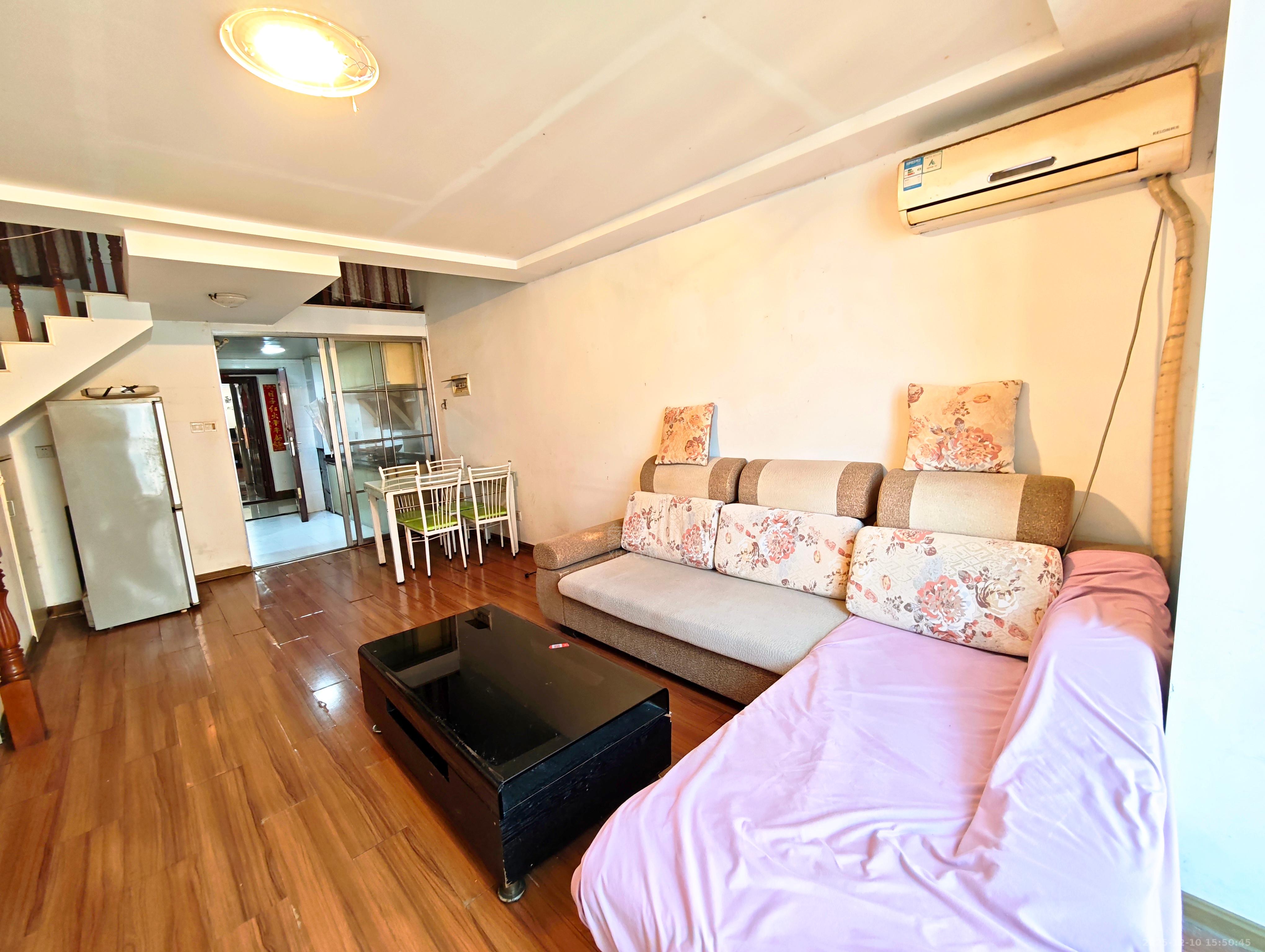 金轮时代广场  2室1厅1卫    1500.0元/月