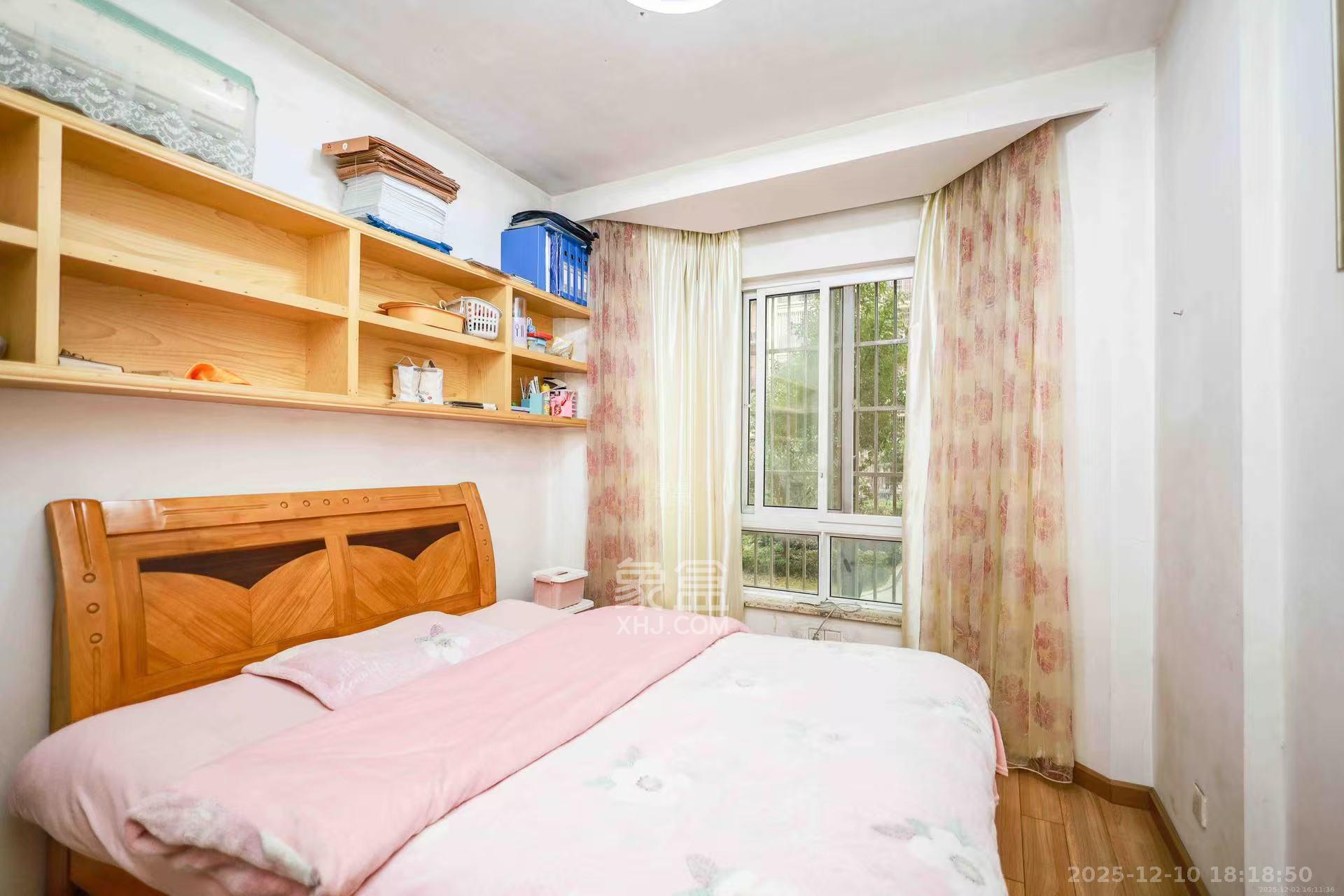 长房西郡 3室2厅2卫 2300.0元/月 长房西郡 3室2厅2卫 2300.0元/月室内图