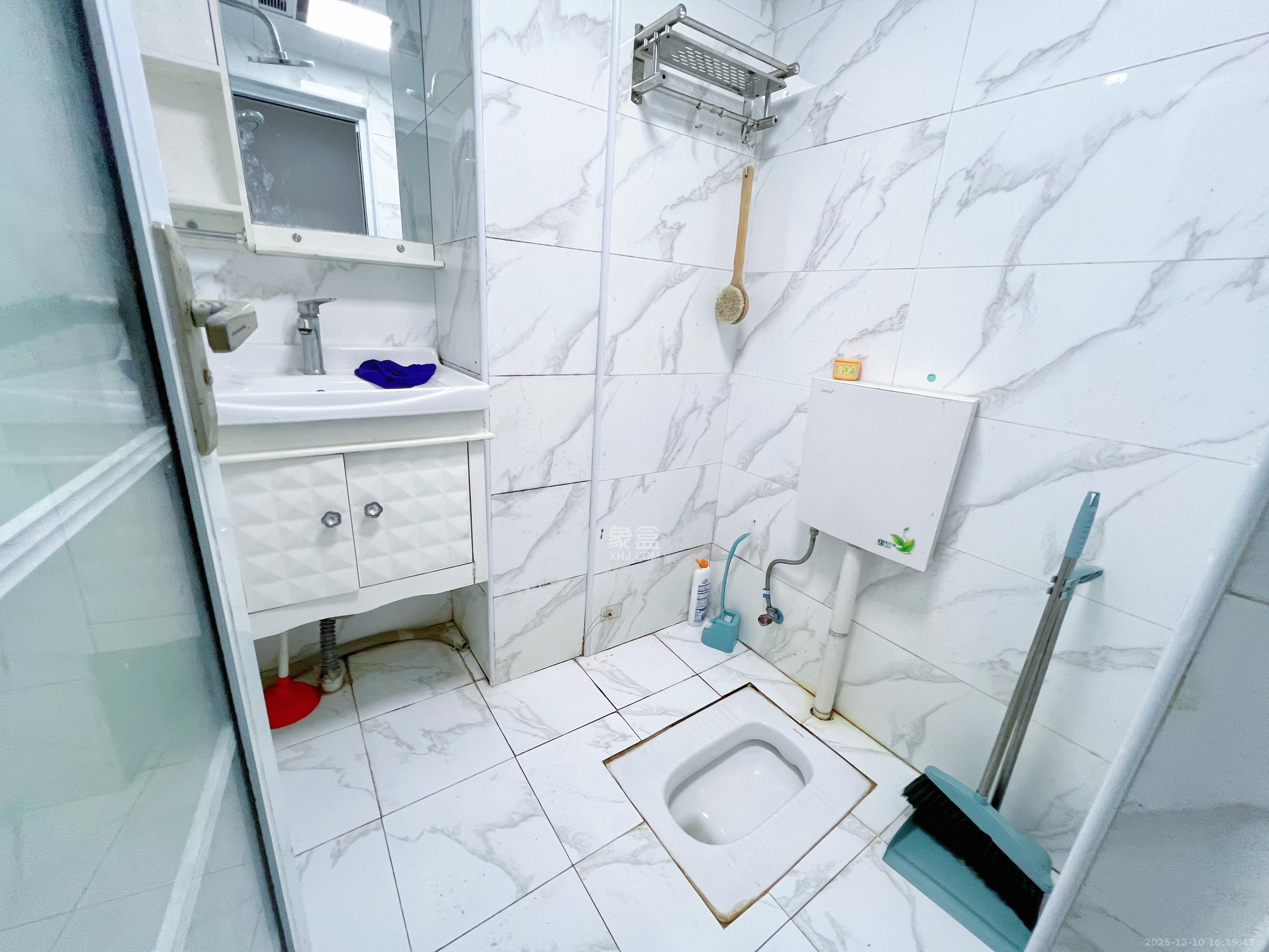 欧亚达国际广场  1室1厅1卫    1100.0元/月室内图