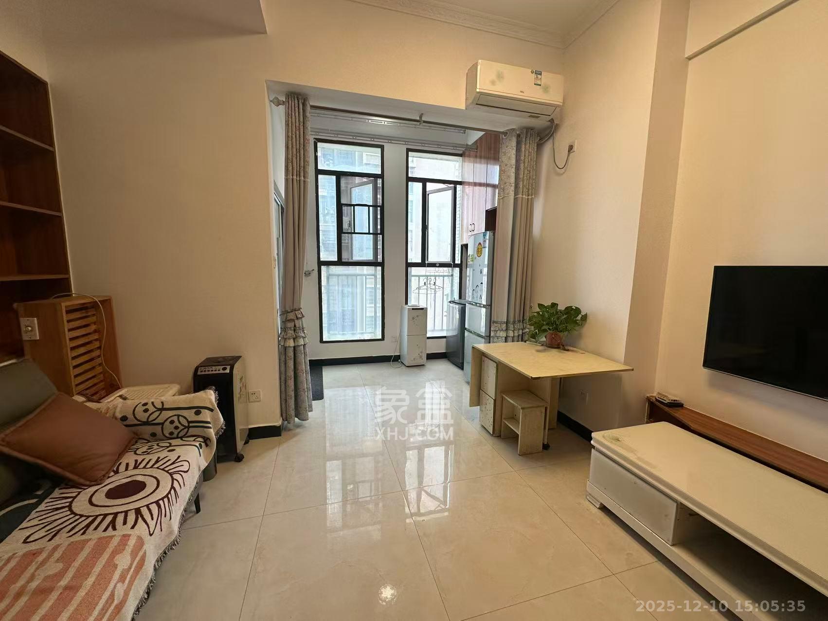 湖湾世景  1室1厅1卫    1100.0元/月