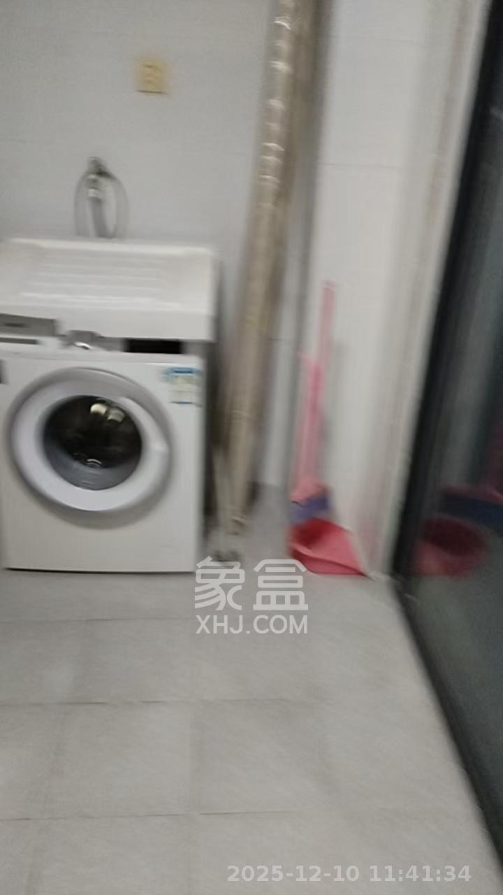 明发国际城  1室1厅1卫    1400.0元/月室内图