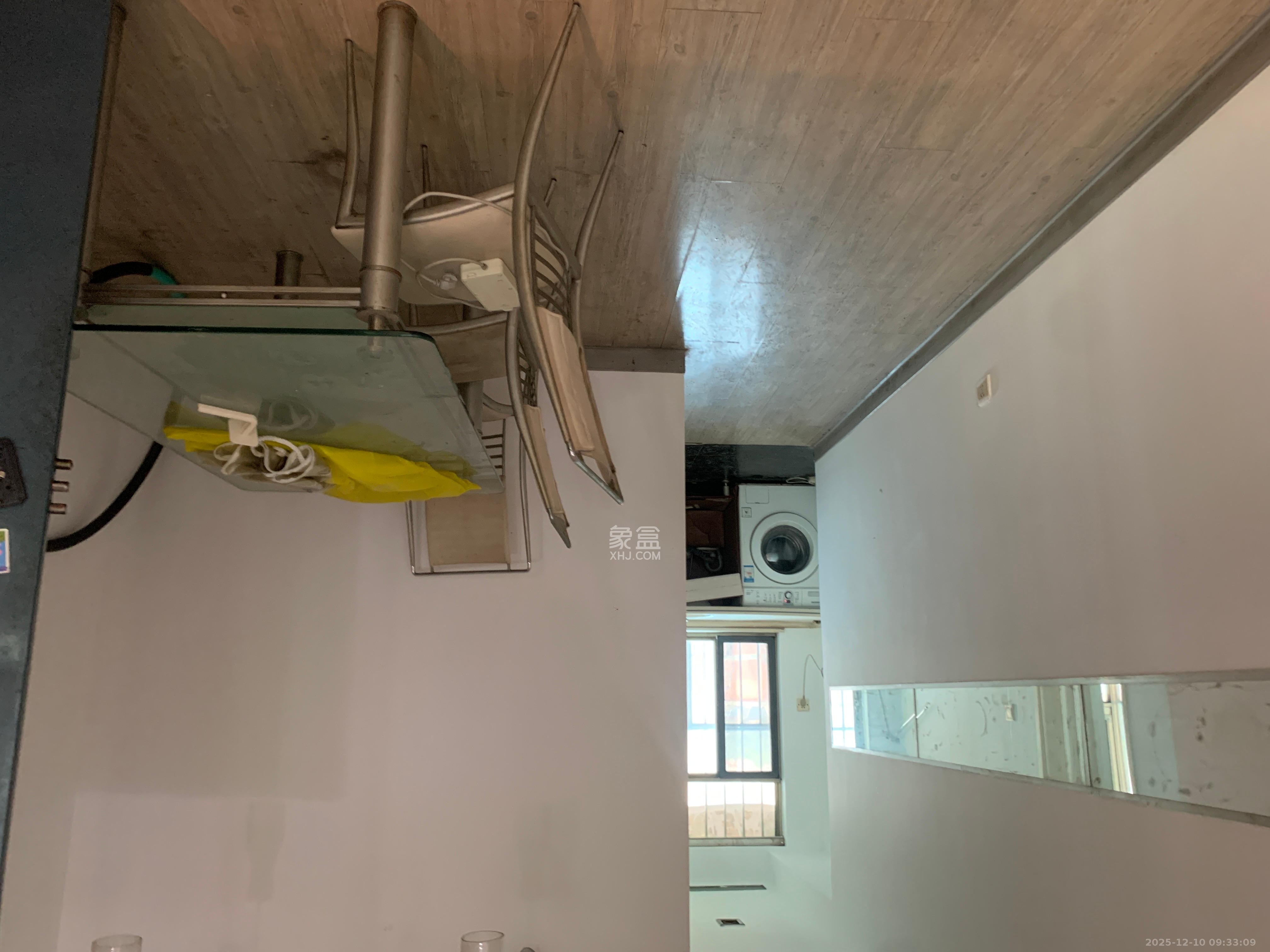 新华园  2室2厅1卫    1200.0元/月室内图