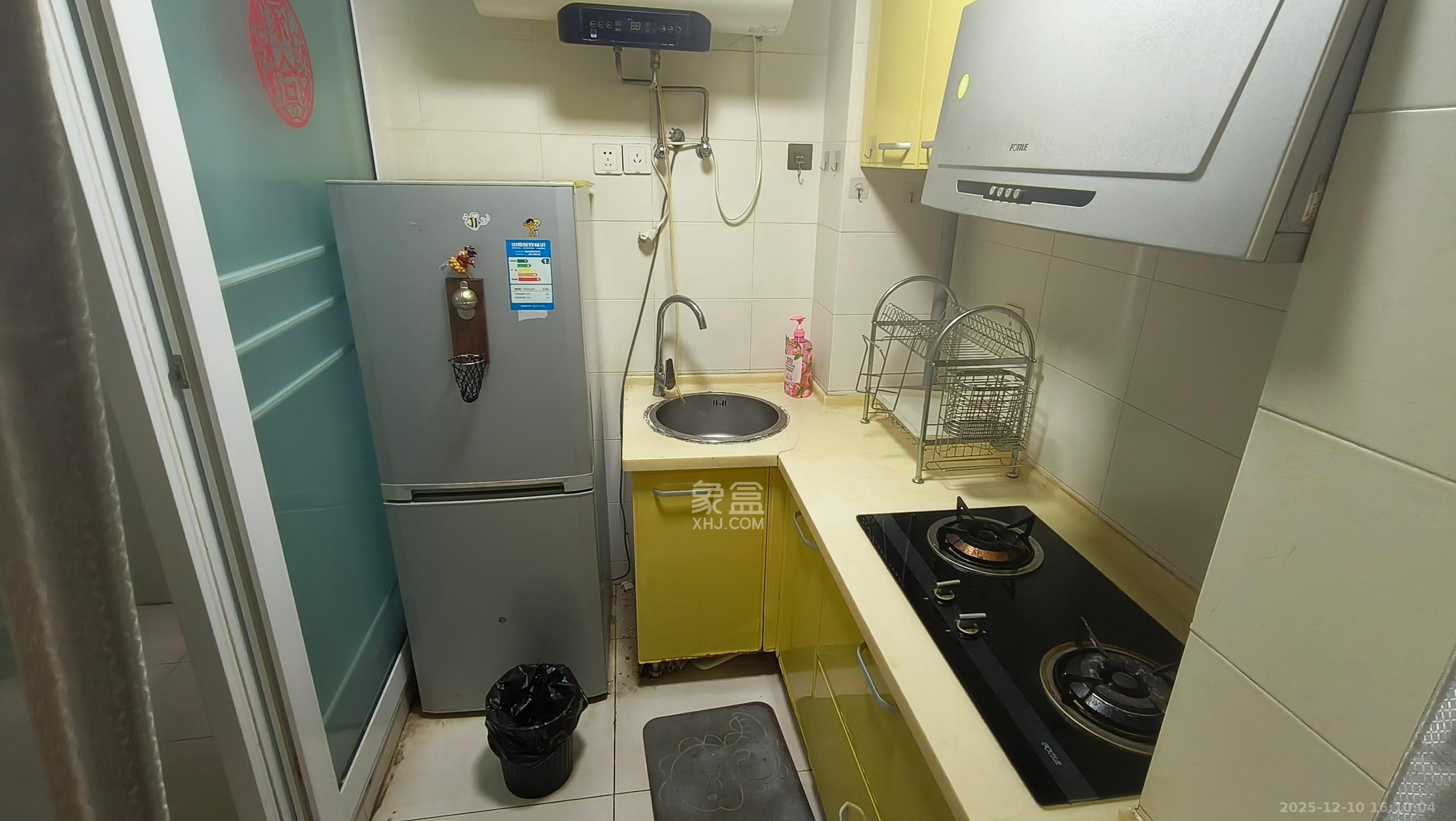 中江国际花城 1室1厅1卫 1500.0元/月 中江国际花城 1室1厅1卫 1500.0元/月室内图