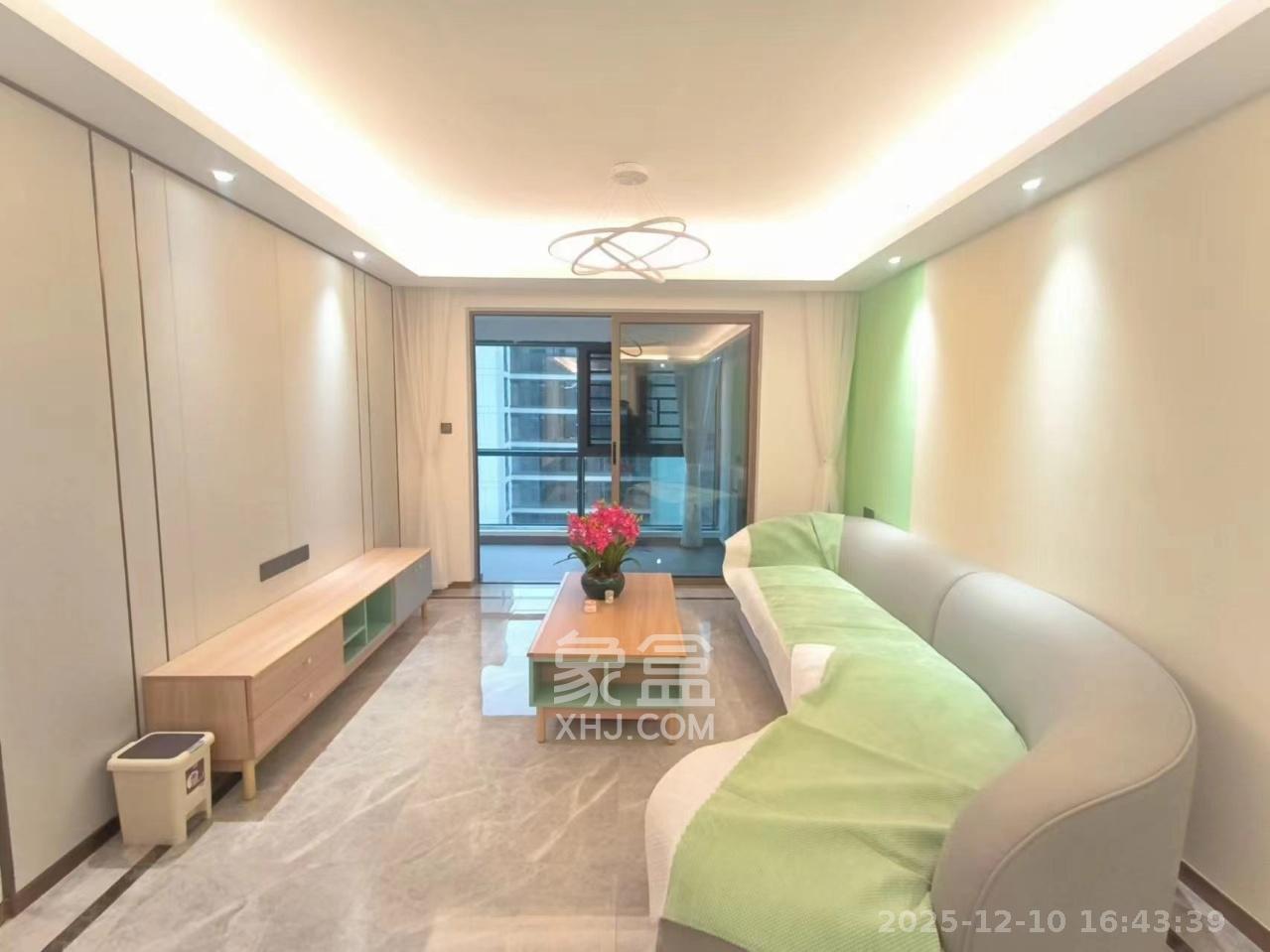 旭辉雨花郡  3室2厅2卫    4000.0元/月室内图