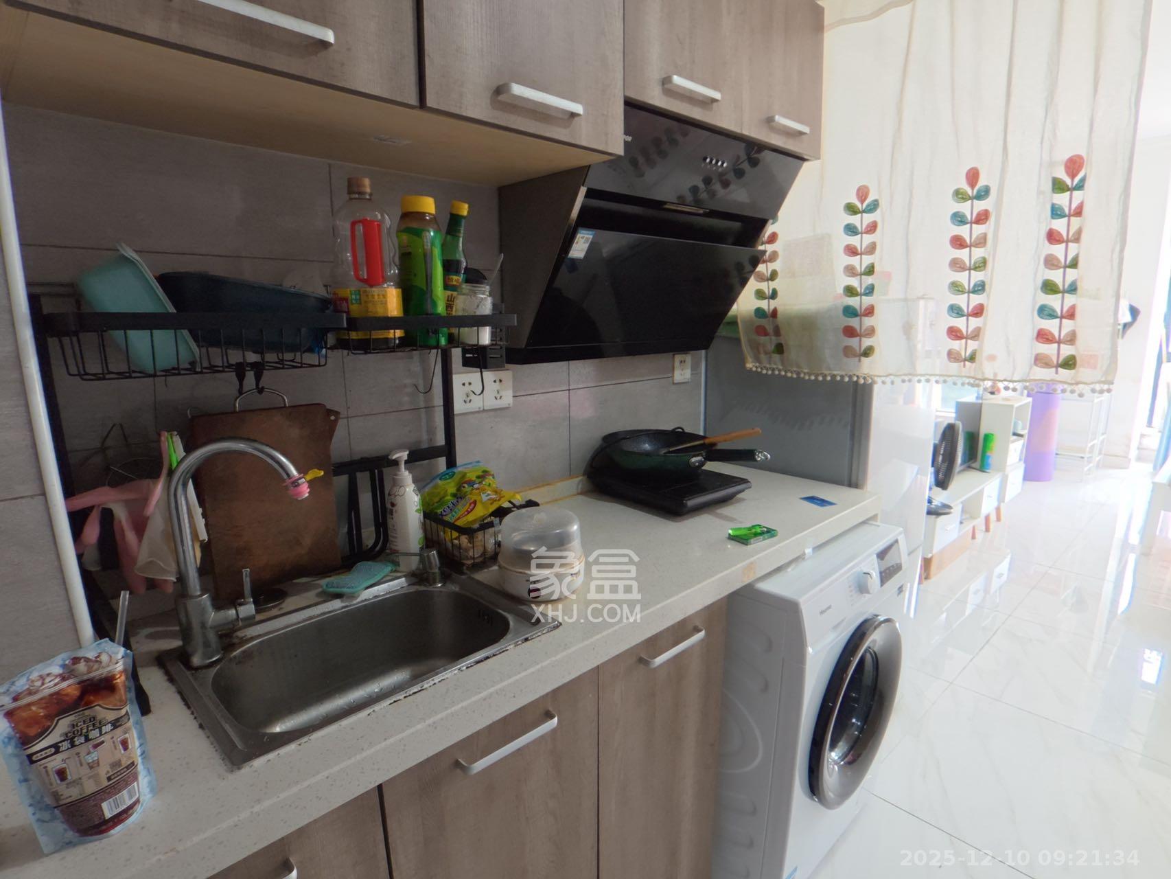 中建芙蓉工社 1室1厅1卫 1000.0元/月 中建芙蓉工社 1室1厅1卫 1000.0元/月室内图