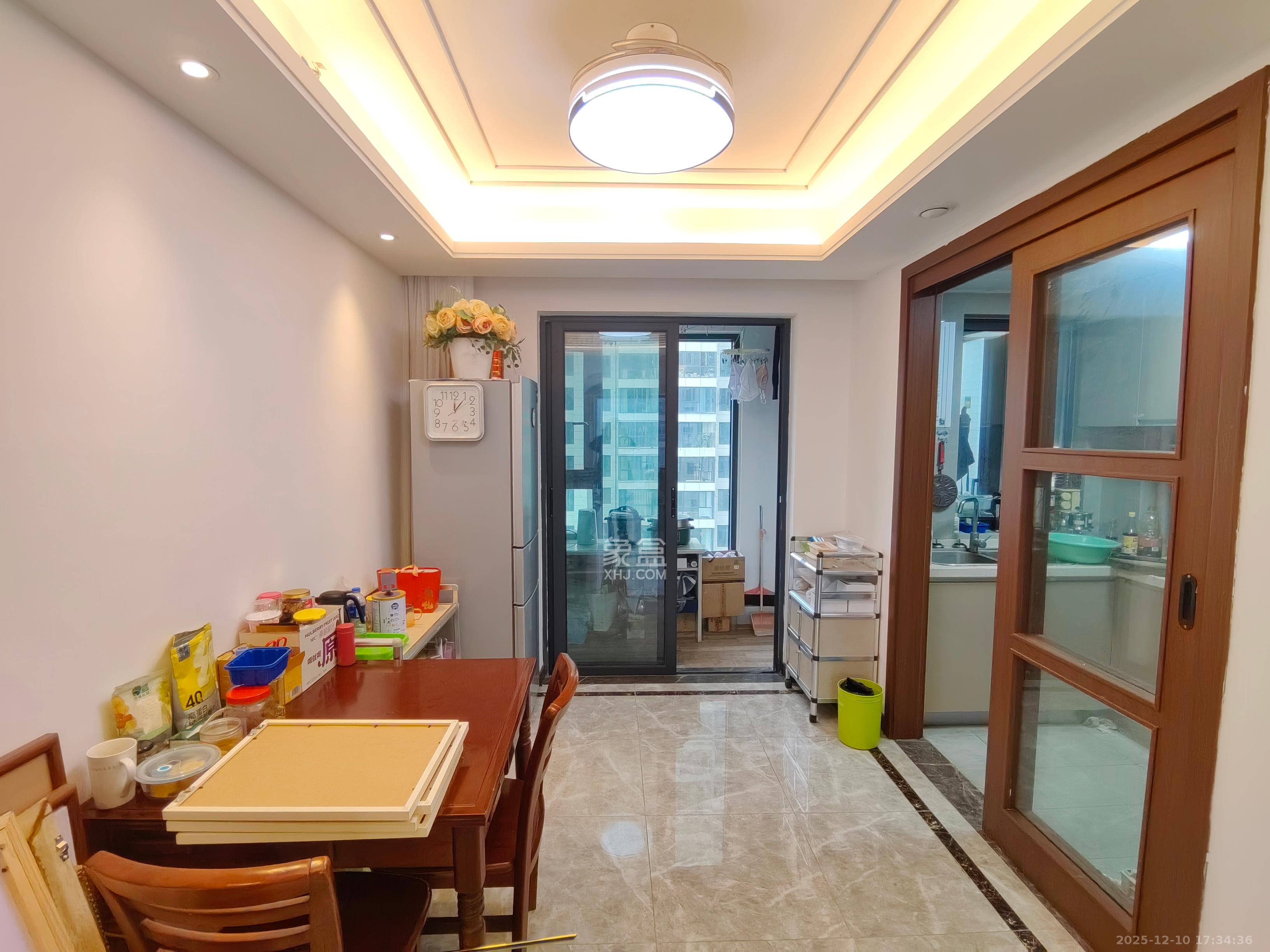 绿地长沙城际空间站（绿地新里佳苑）  4室2厅2卫    3000.0元/月室内图