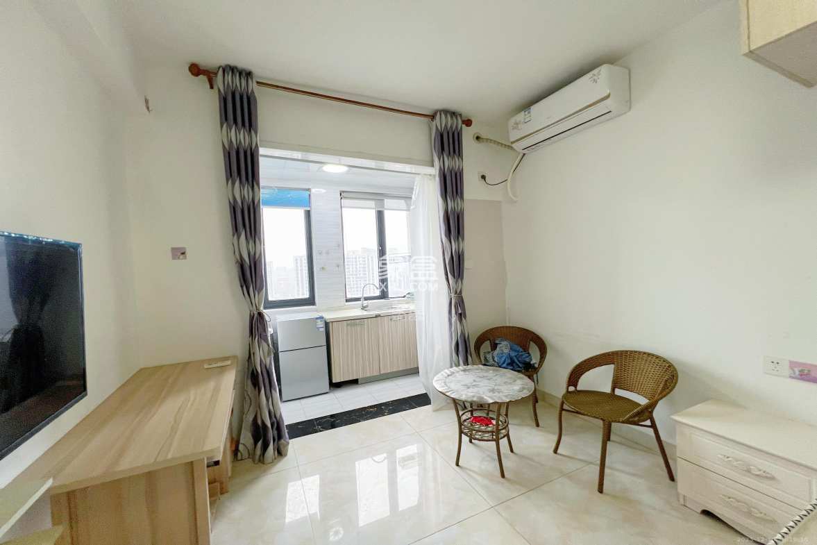 欧亚达国际广场 1室1厅1卫 1100.0元/月 欧亚达国际广场 1室1厅1卫 1100.0元/月室内图