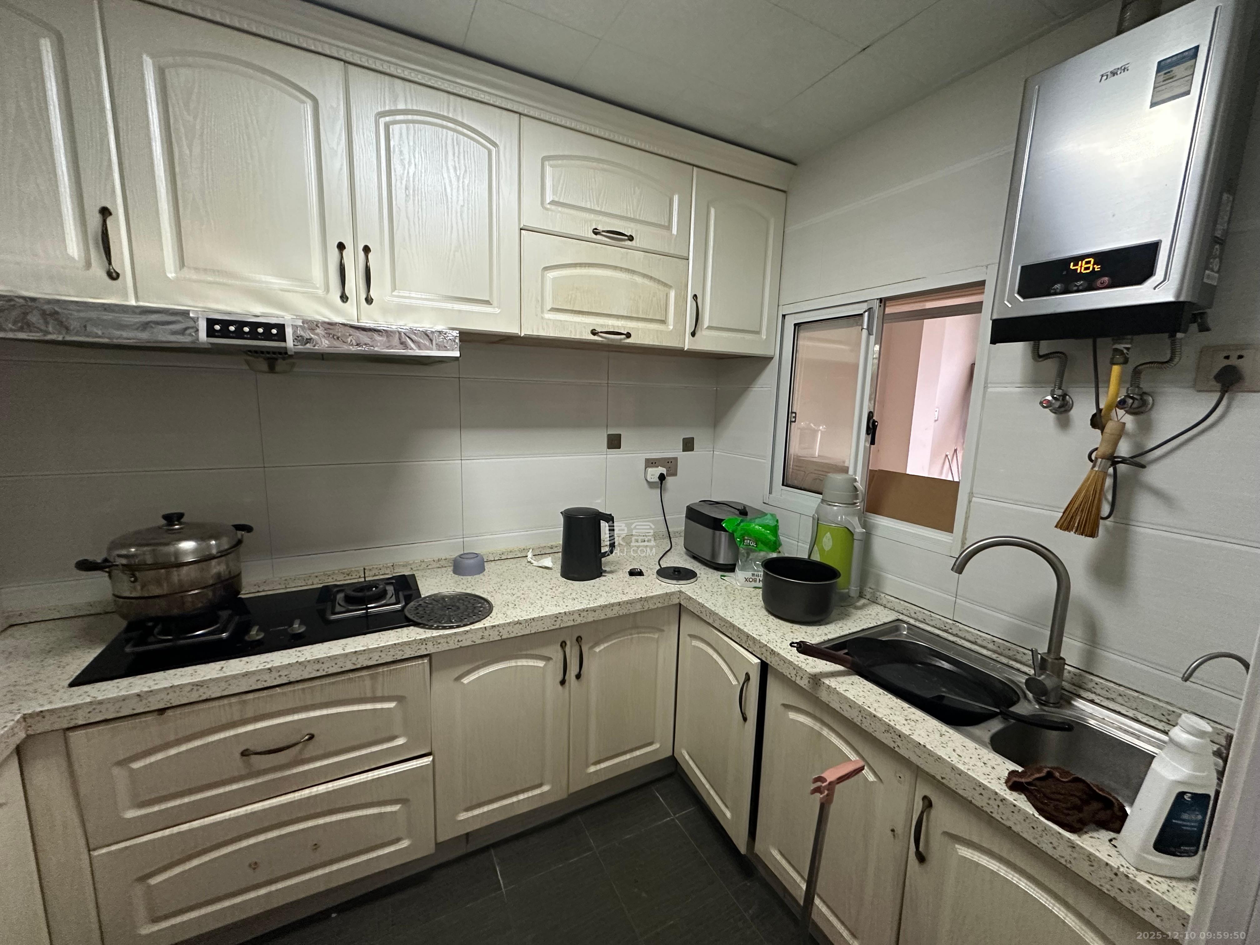 夏威夷碧水春城(碧桂园城市花园) 2室2厅1卫 2200.0元/月 夏威夷碧水春城(碧桂园城市花园) 2室2厅1卫 2200.0元/月室内图