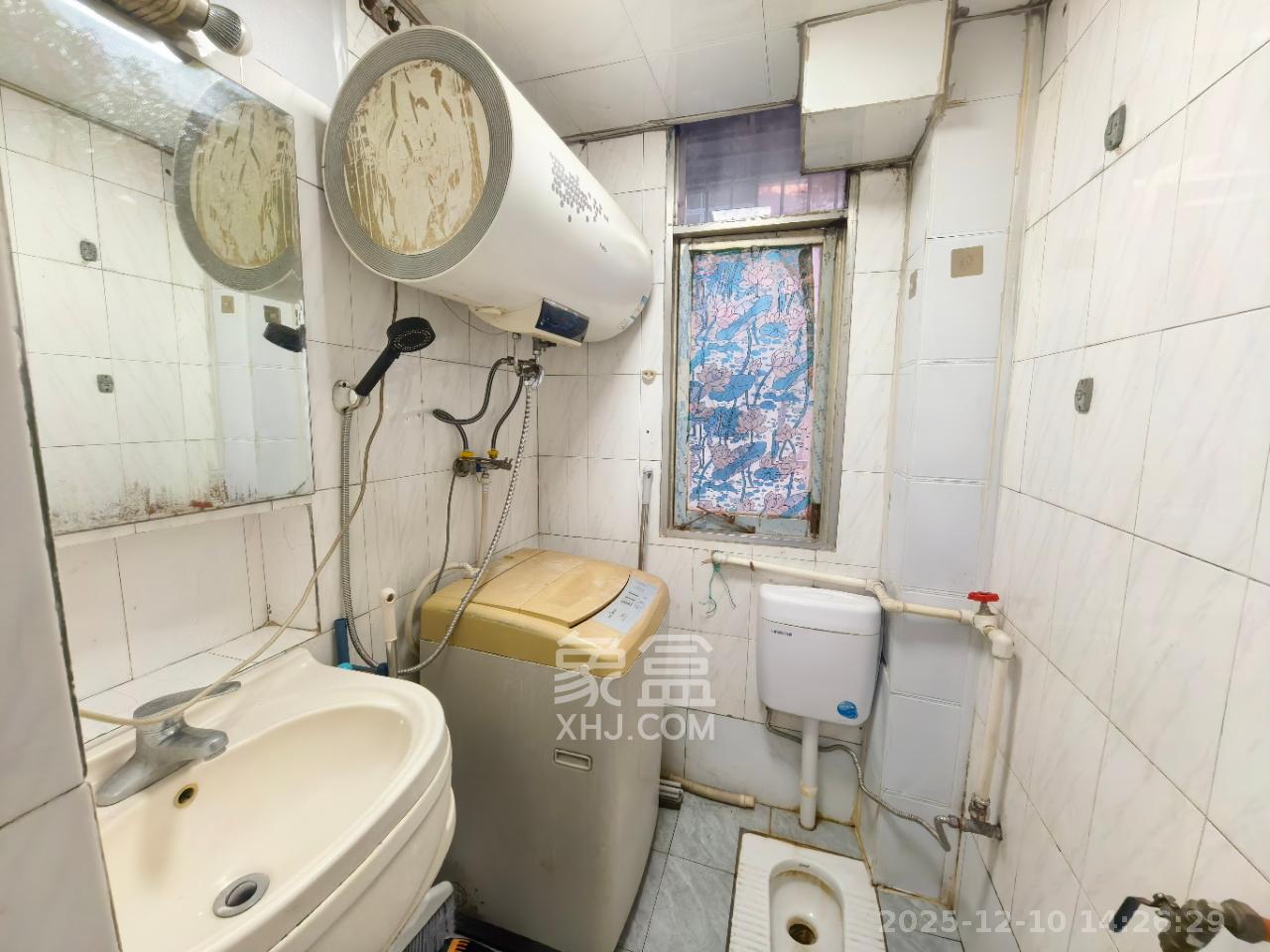 牛角塘社区  3室1厅1卫    2500.0元/月室内图