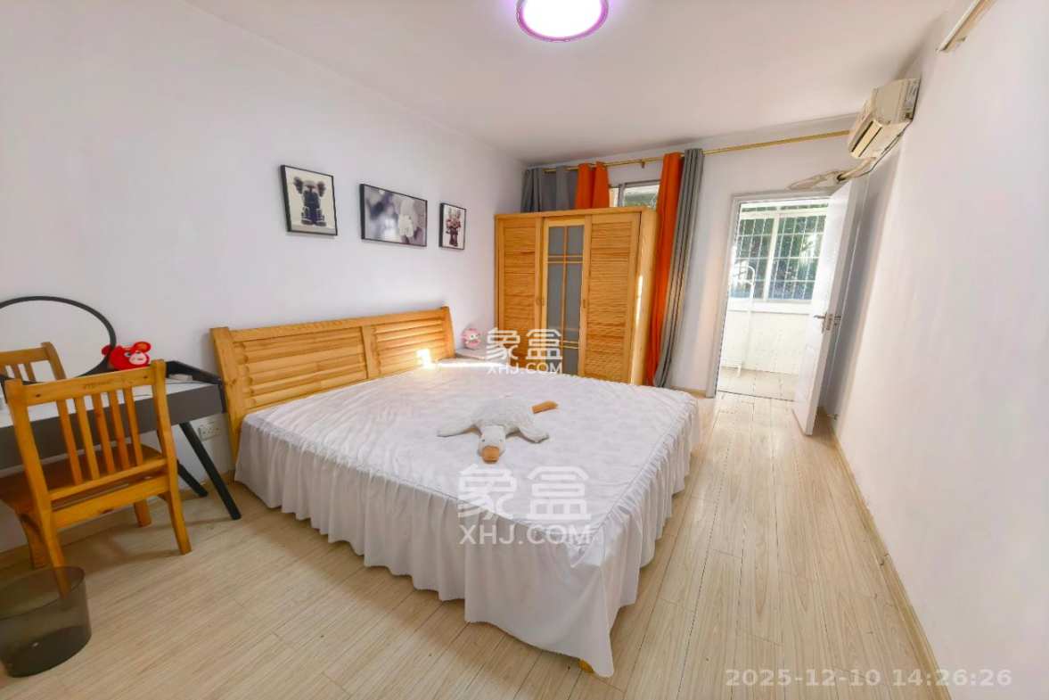 牛角塘社区 3室1厅1卫 2500.0元/月 牛角塘社区 3室1厅1卫 2500.0元/月室内图