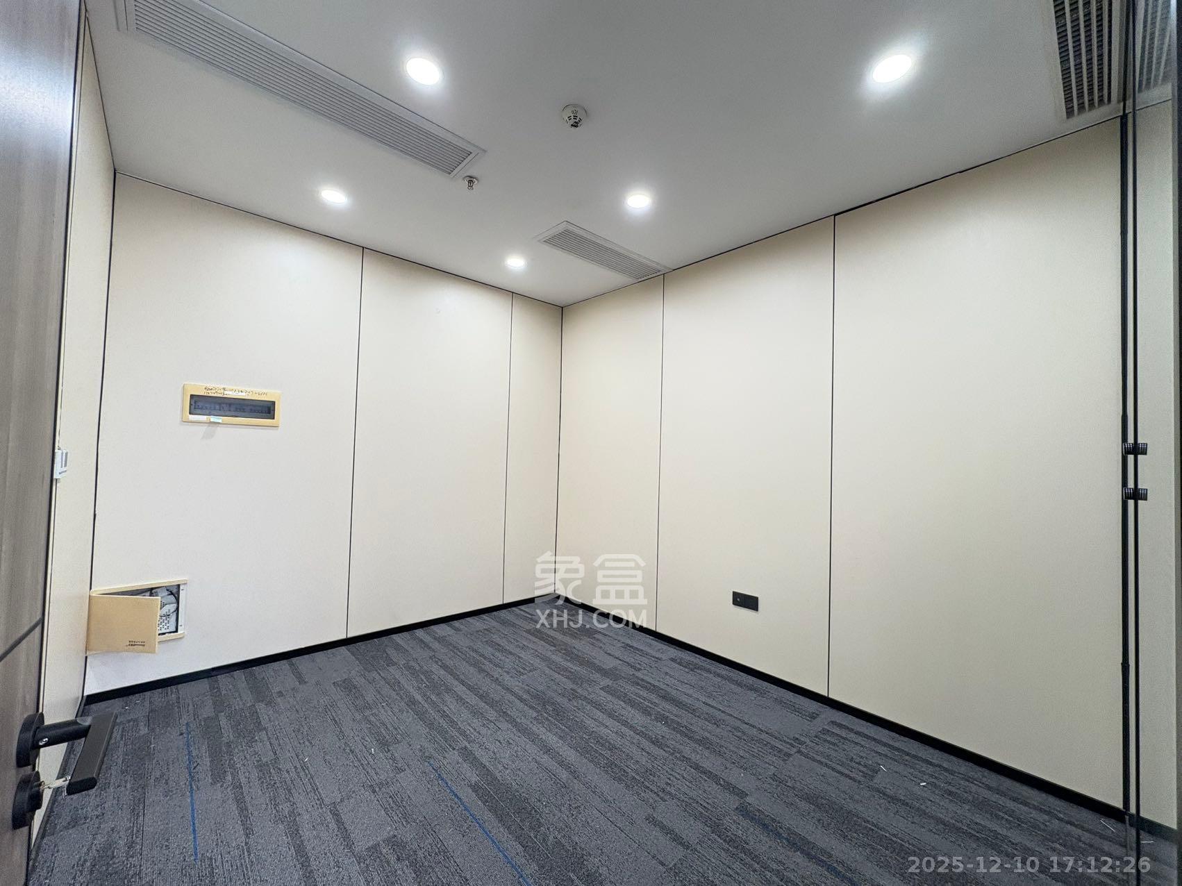 柏宁地王广场   548.0㎡      42800.0元/月室内图