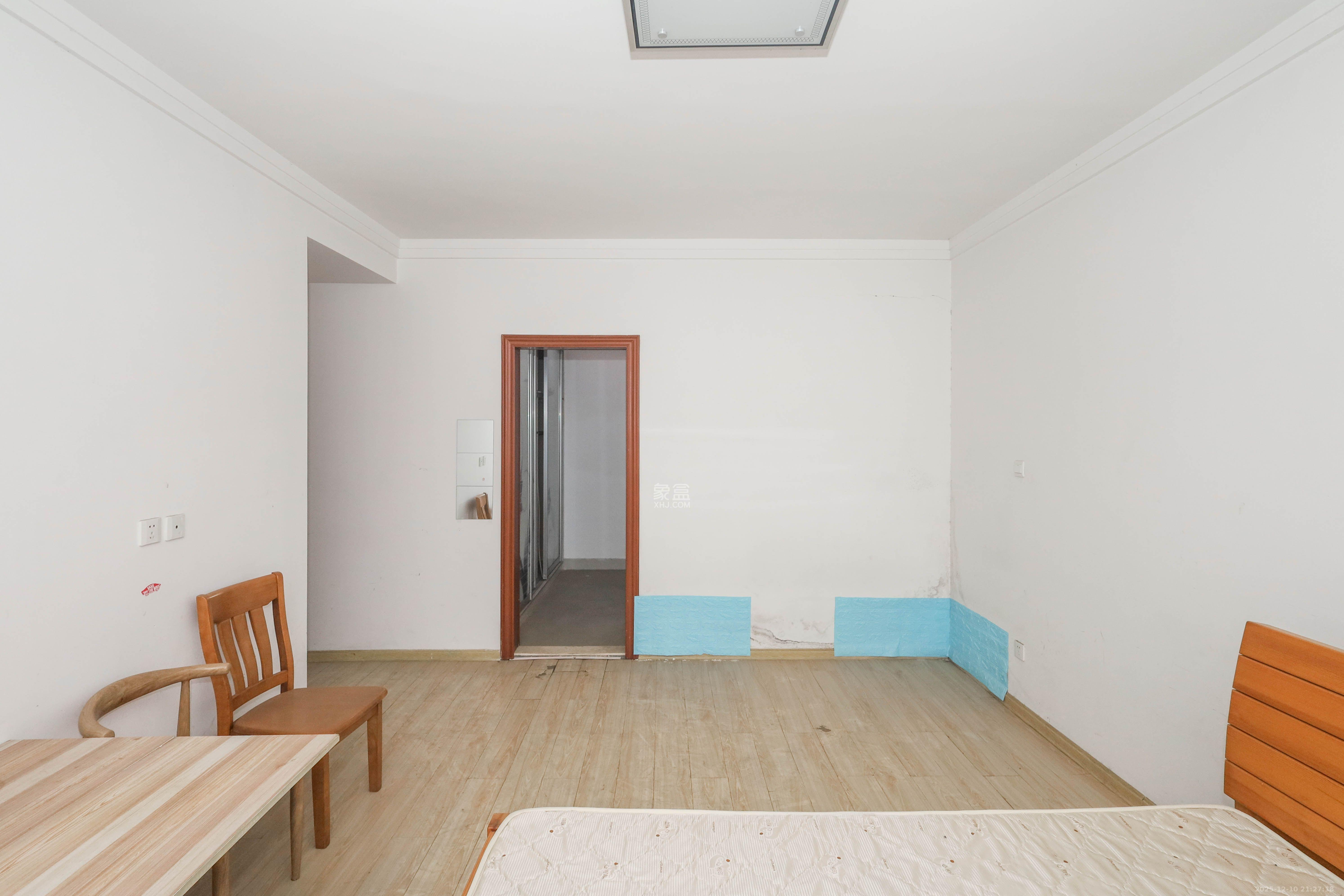 保利麓谷林语A区  4室2厅2卫    2800.0元/月室内图