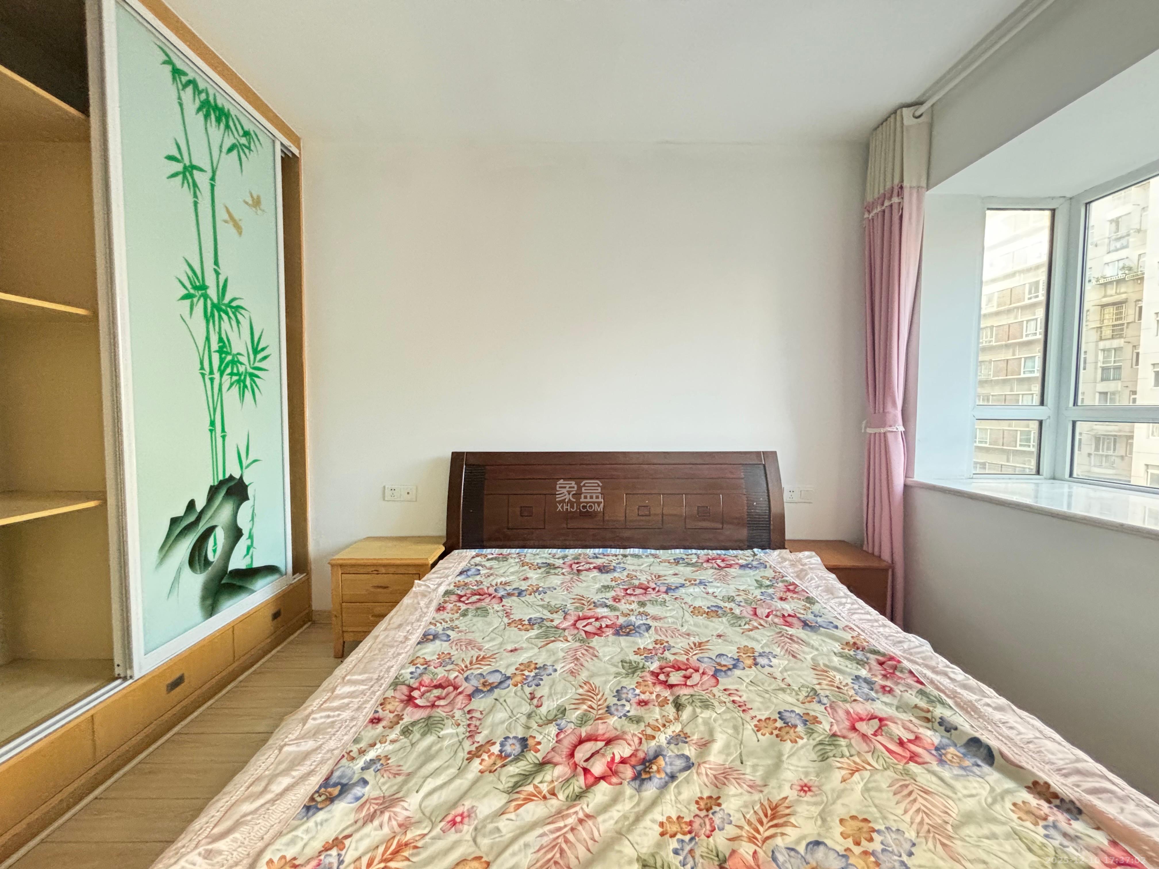 风华四季园  3室2厅1卫    2700.0元/月室内图