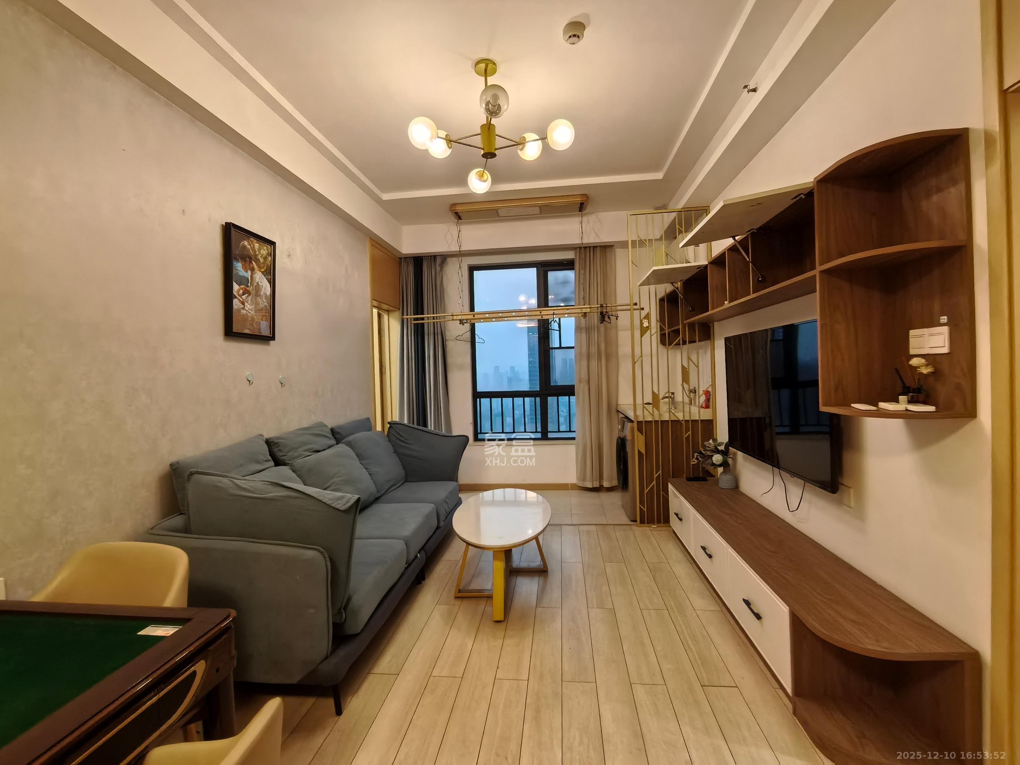 启迪协信中心  2室2厅1卫    2600.0元/月