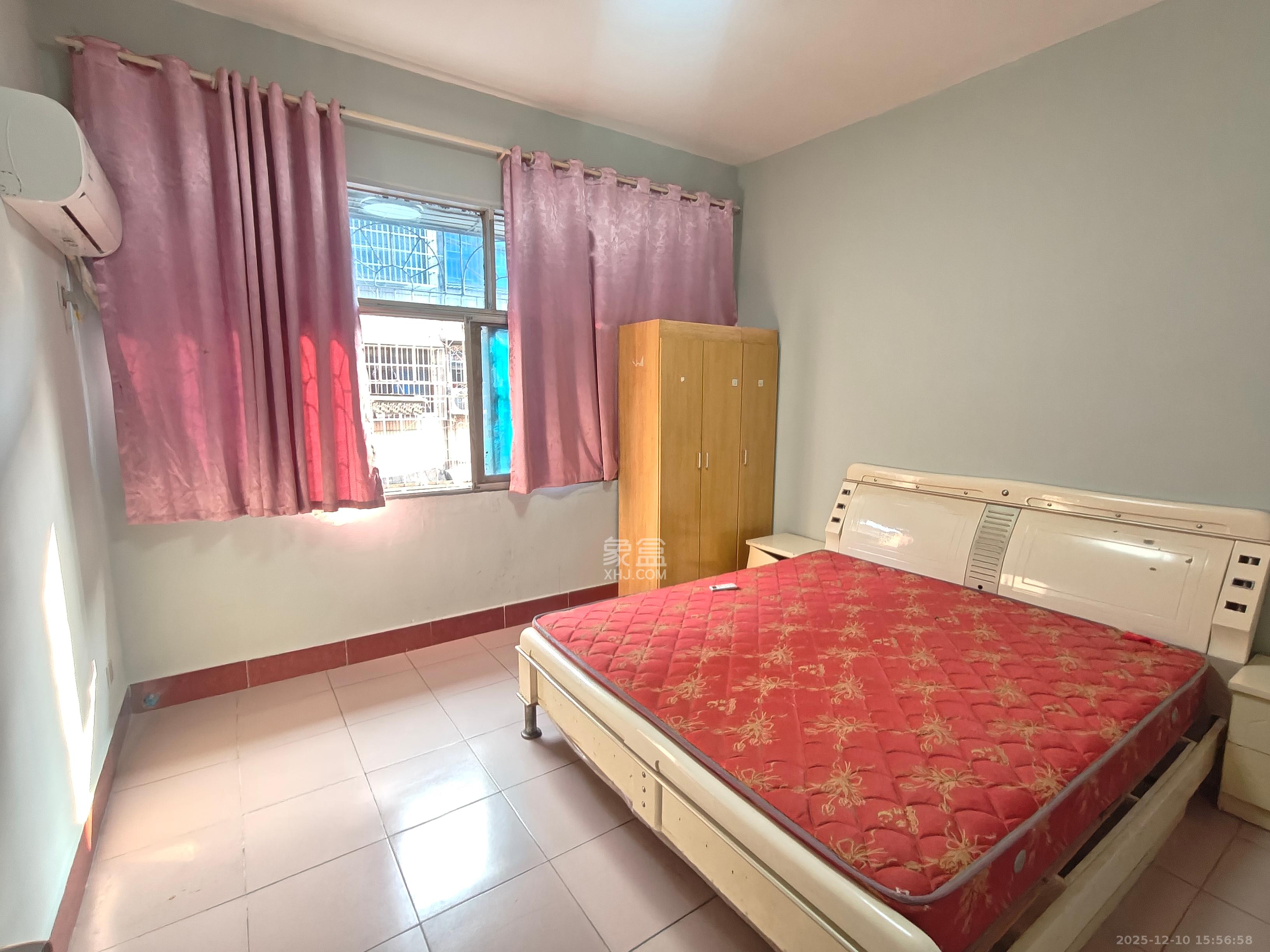 涧塘小区  1室0厅0卫    900.0元/月