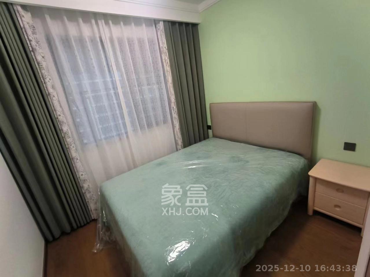 旭辉雨花郡  3室2厅2卫    4000.0元/月室内图