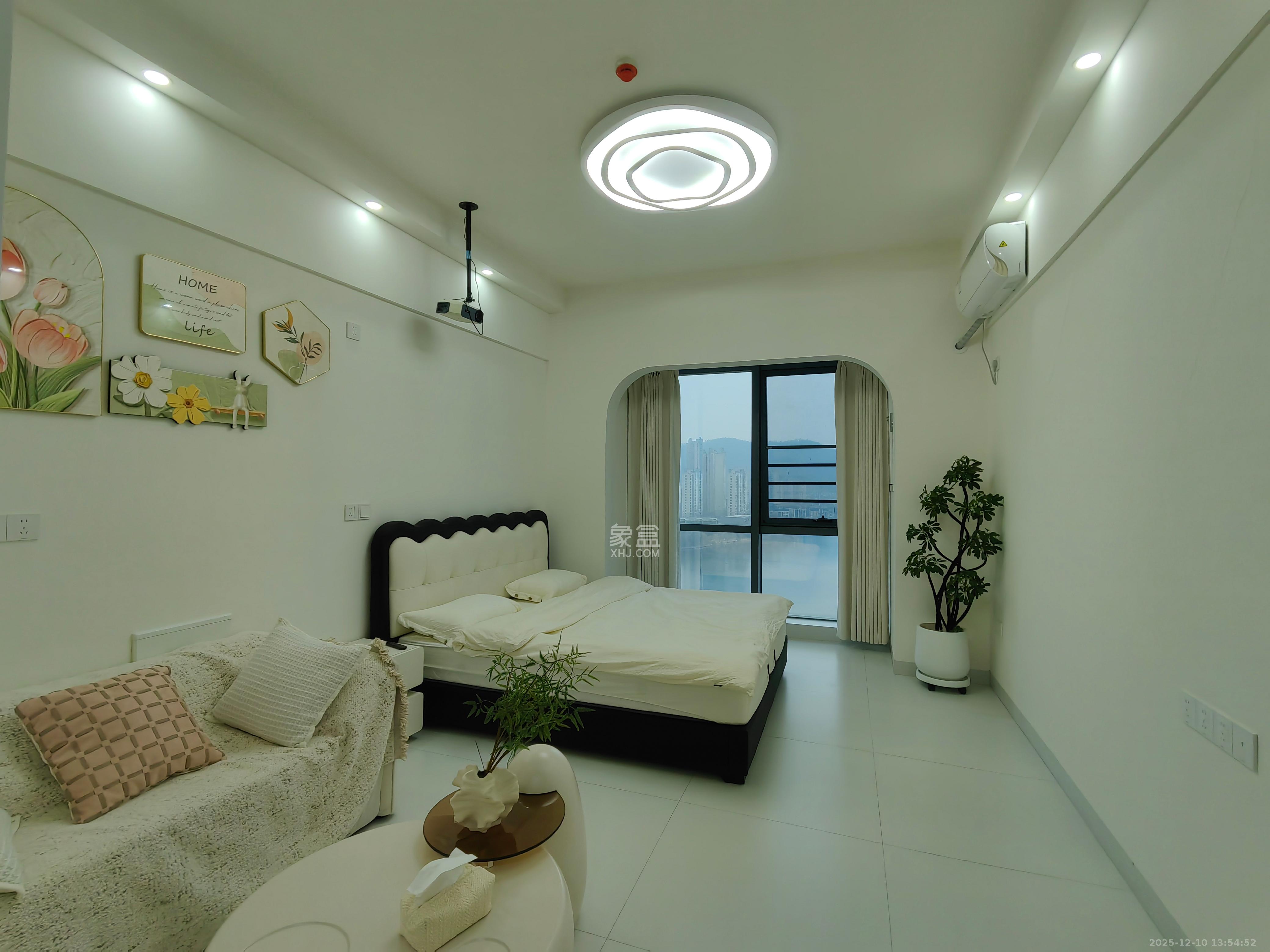 中建宝铂公馆   43.17㎡      2300.0元/月