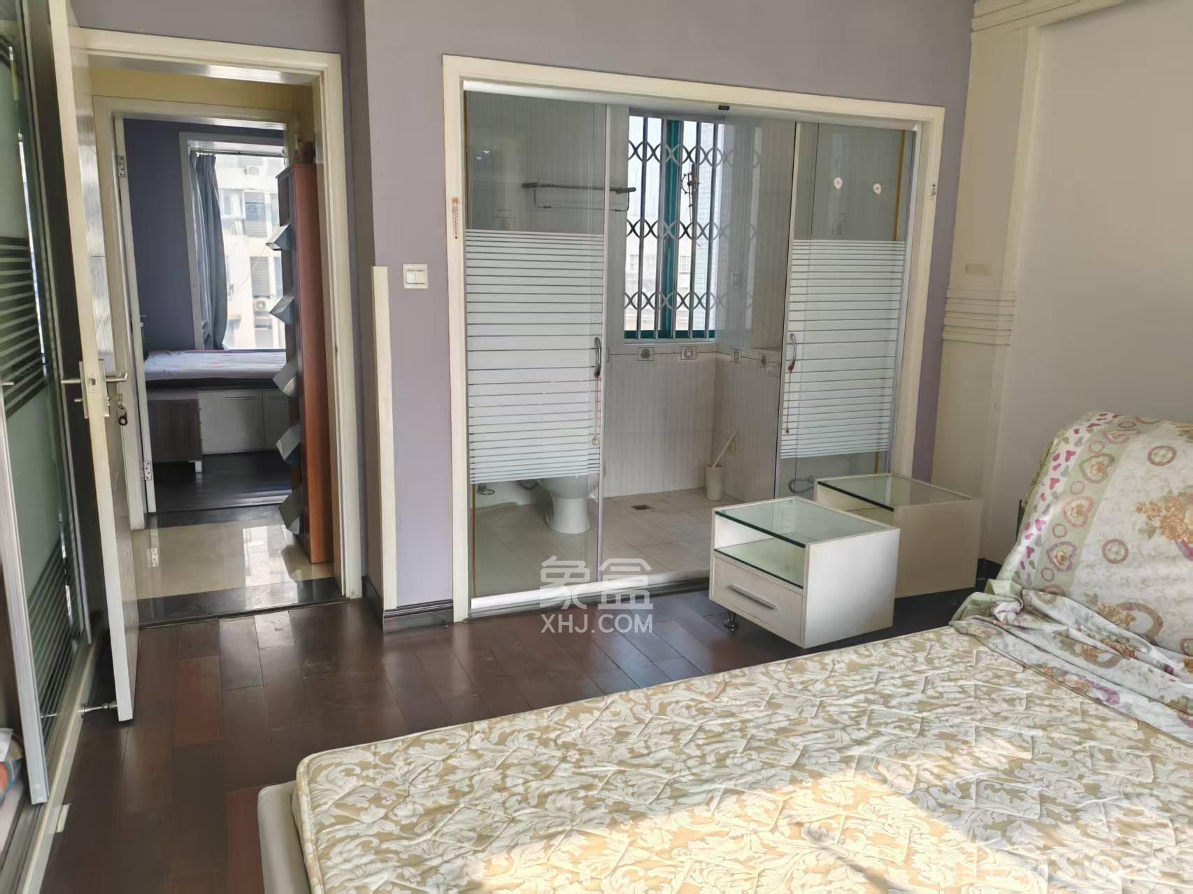 景秀江山  4室2厅2卫    2700.0元/月室内图