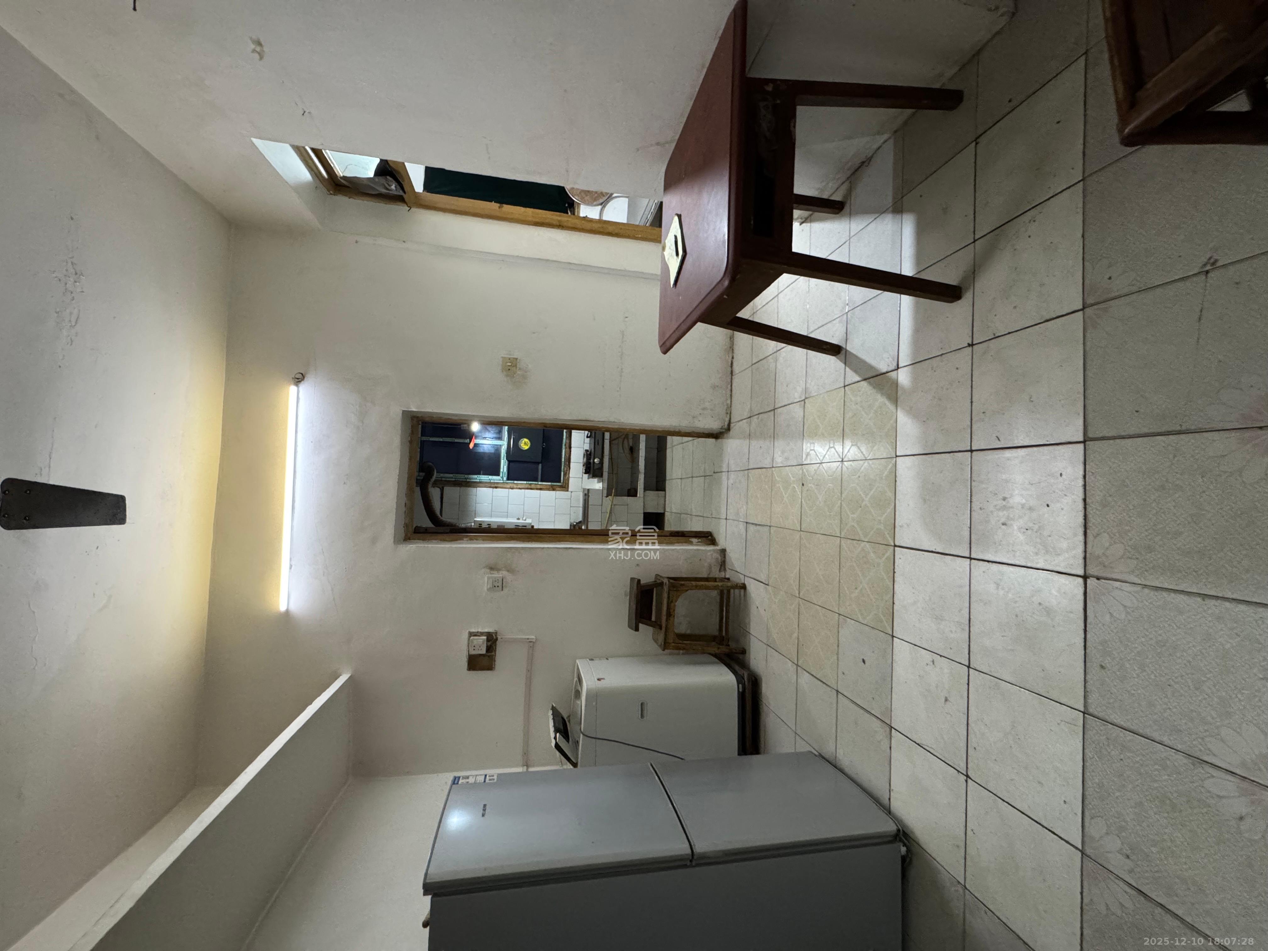 赤岗小区（一二三片）  2室2厅1卫    1000.0元/月