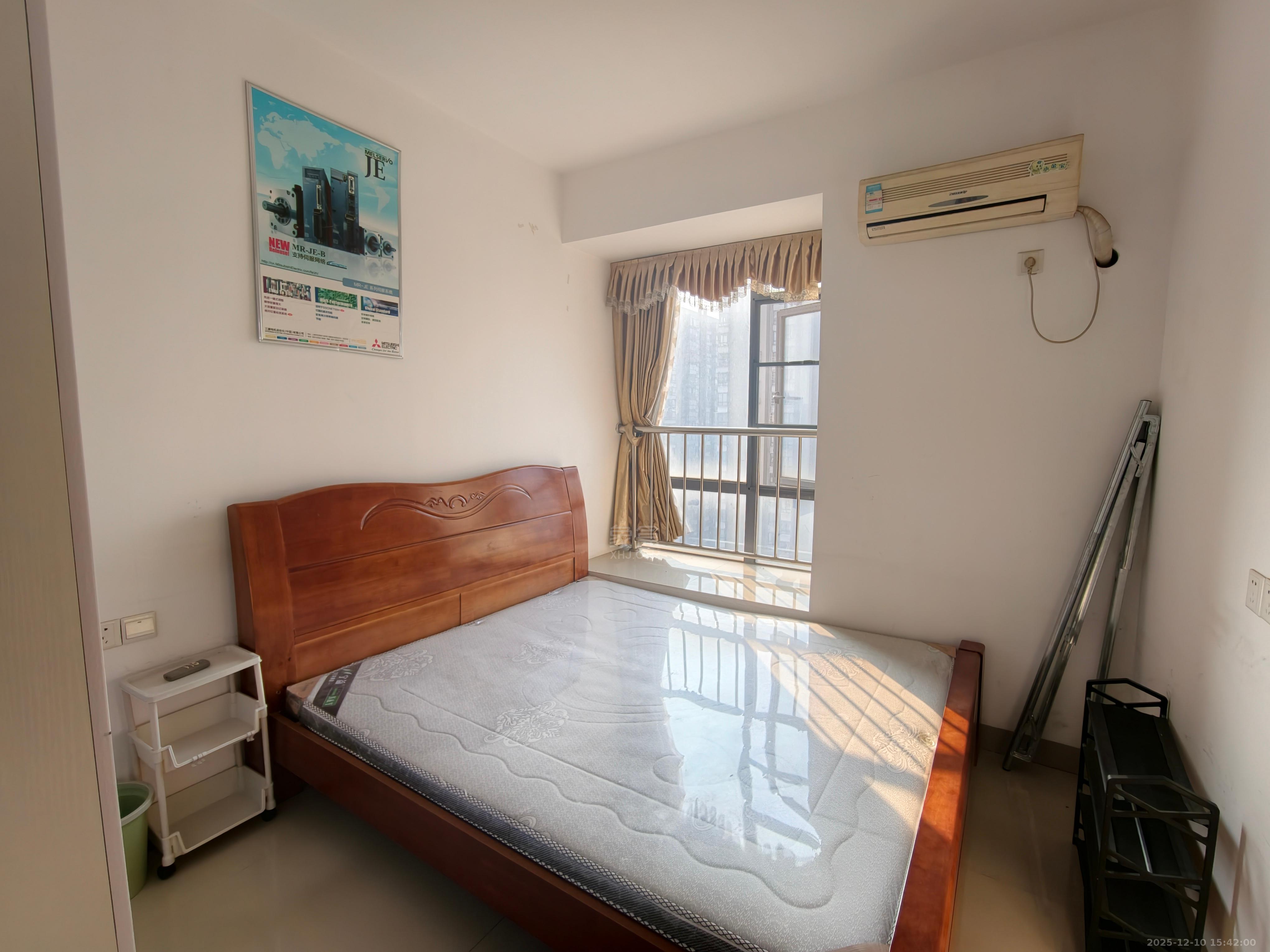 华晨御园  2室1厅1卫    1800.0元/月室内图