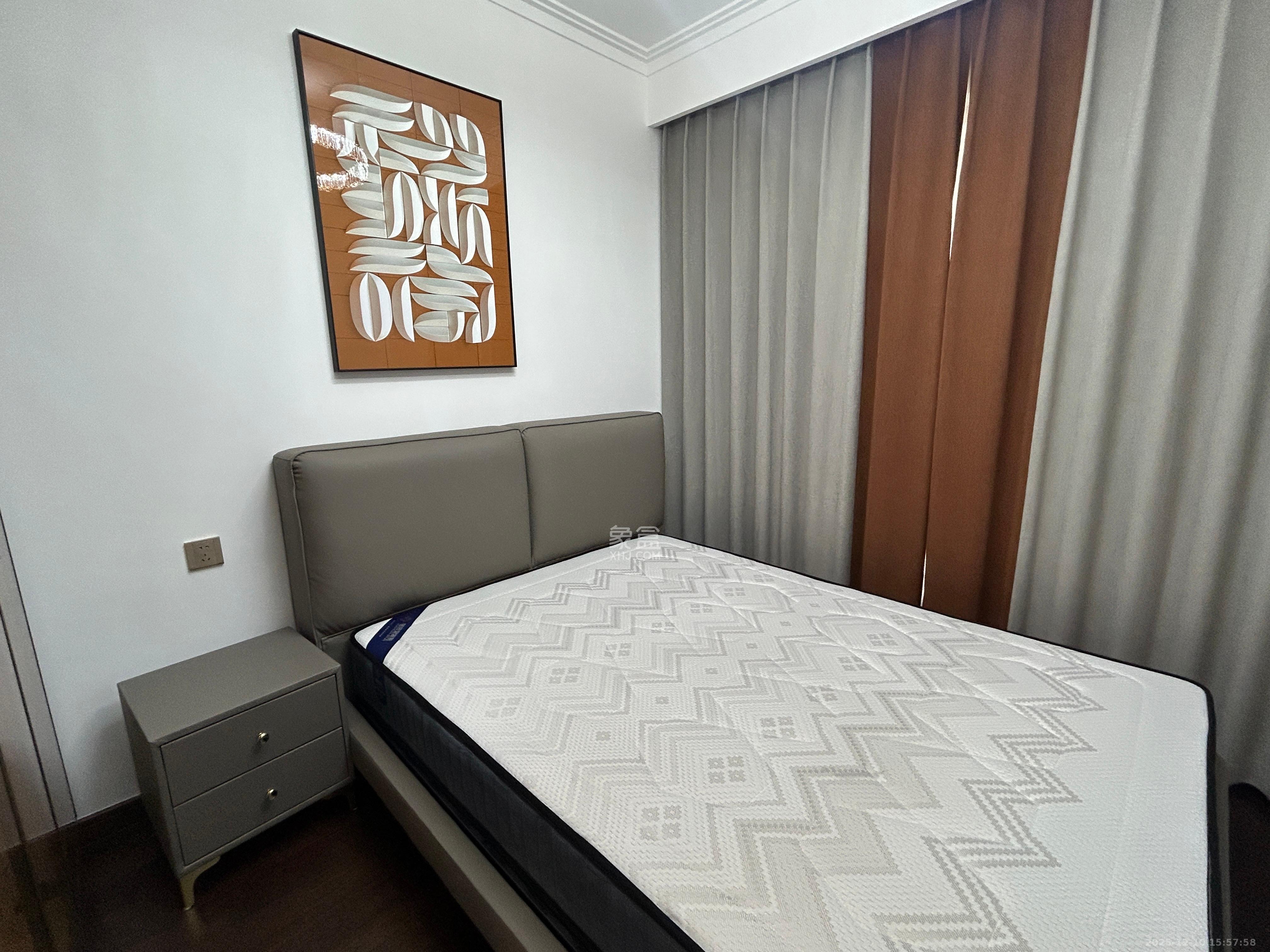 绿地长沙城际空间站(绿地新里佳苑) 4室2厅2卫 4000.0元/月 绿地长沙城际空间站(绿地新里佳苑) 4室2厅2卫 4000.0元/月室内图