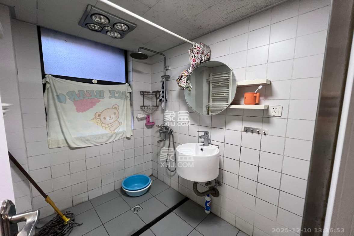 曙光泊岸 4室2厅2卫 4500.0元/月 曙光泊岸 4室2厅2卫 4500.0元/月室内图