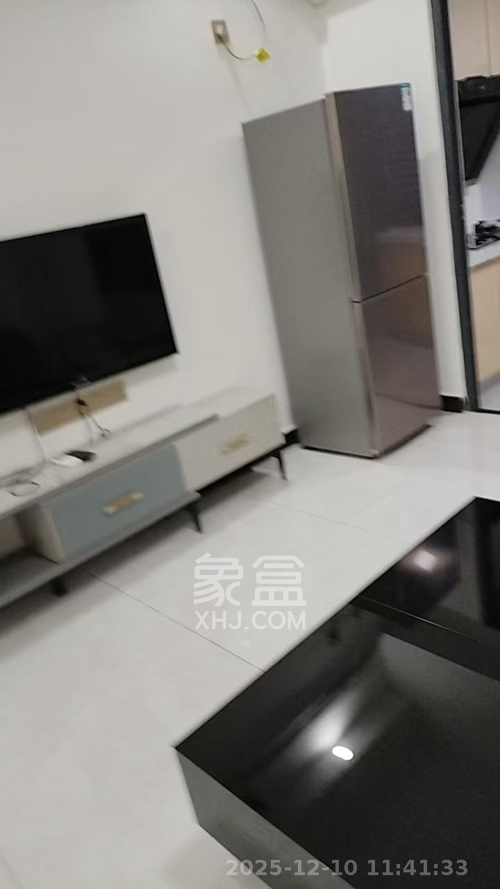 明发国际城  1室1厅1卫    1400.0元/月室内图