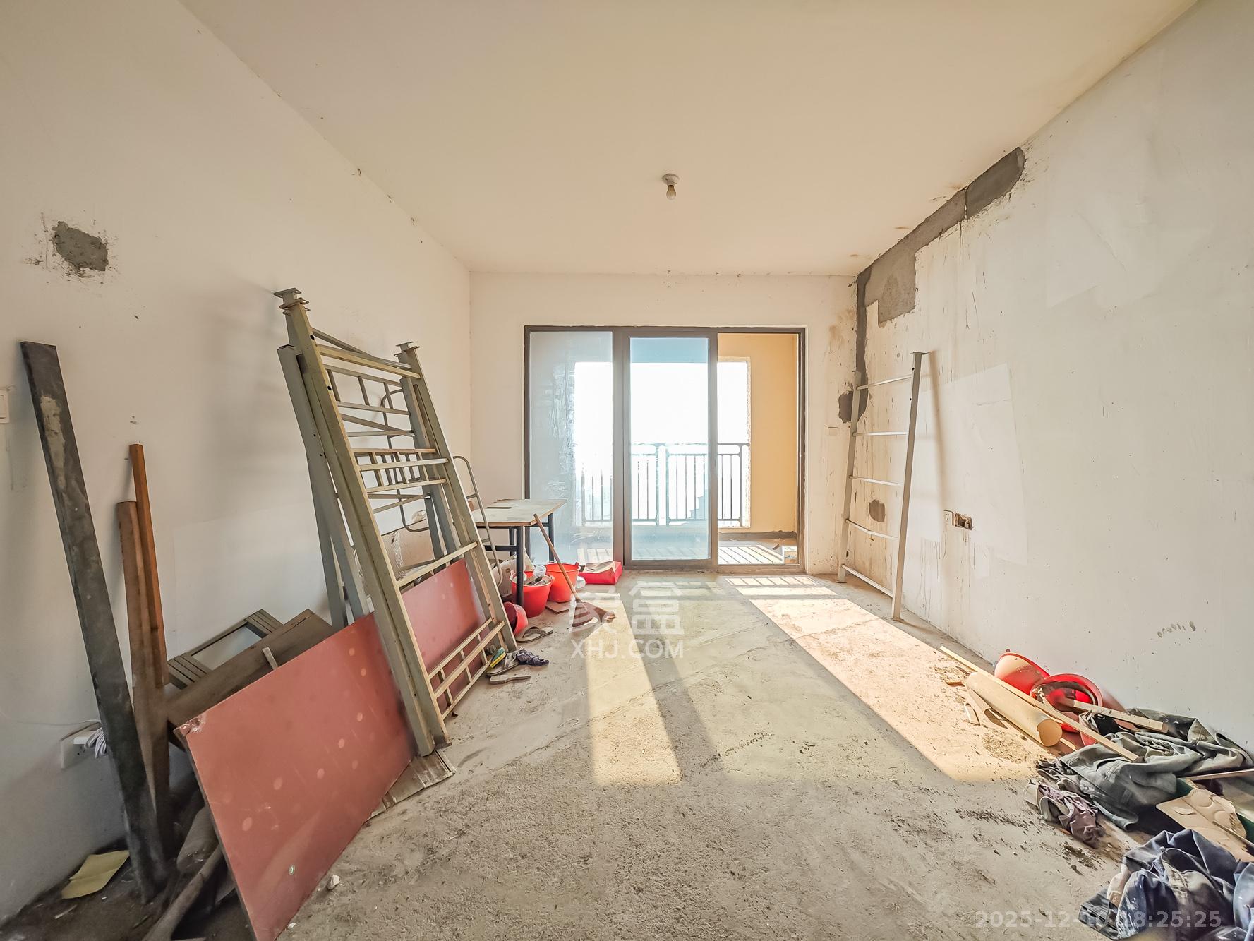 长沙雅居乐花园  4室2厅2卫    100.0万