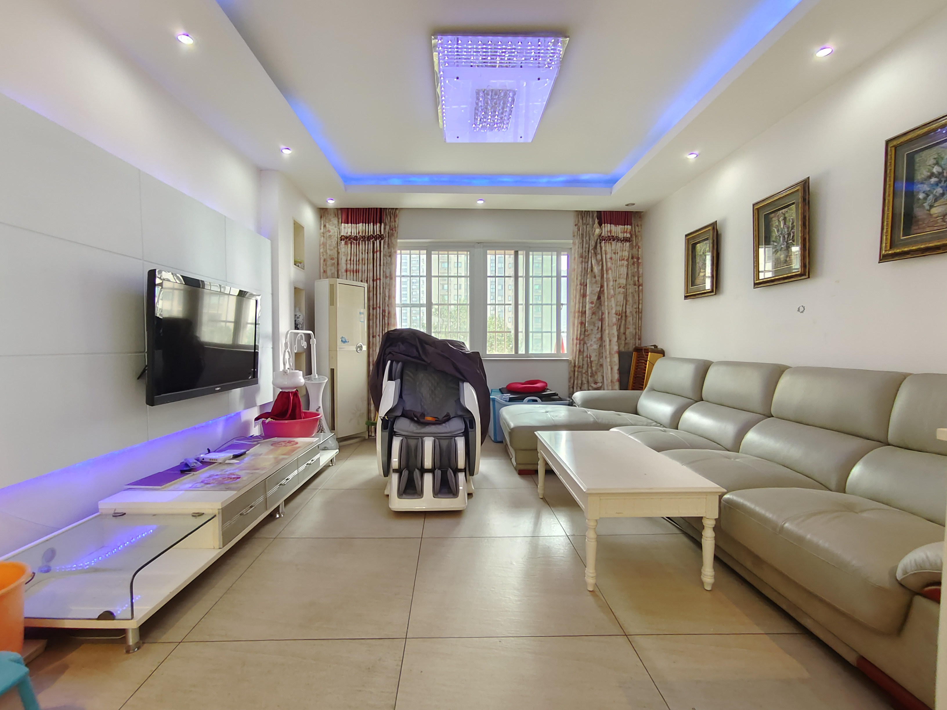 熹悦花都  4室2厅2卫    1500.0元/月户型图