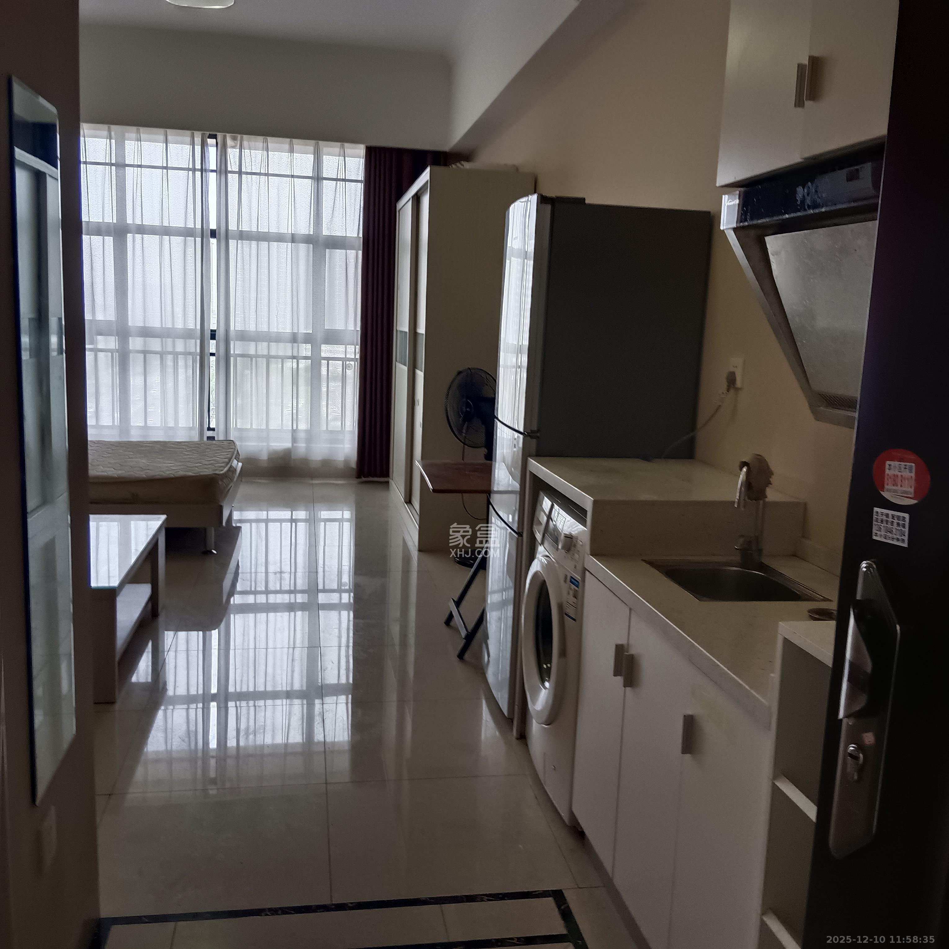 领东汇 1室0厅0卫 1400.0元/月 领东汇 1室0厅0卫 1400.0元/月室内图