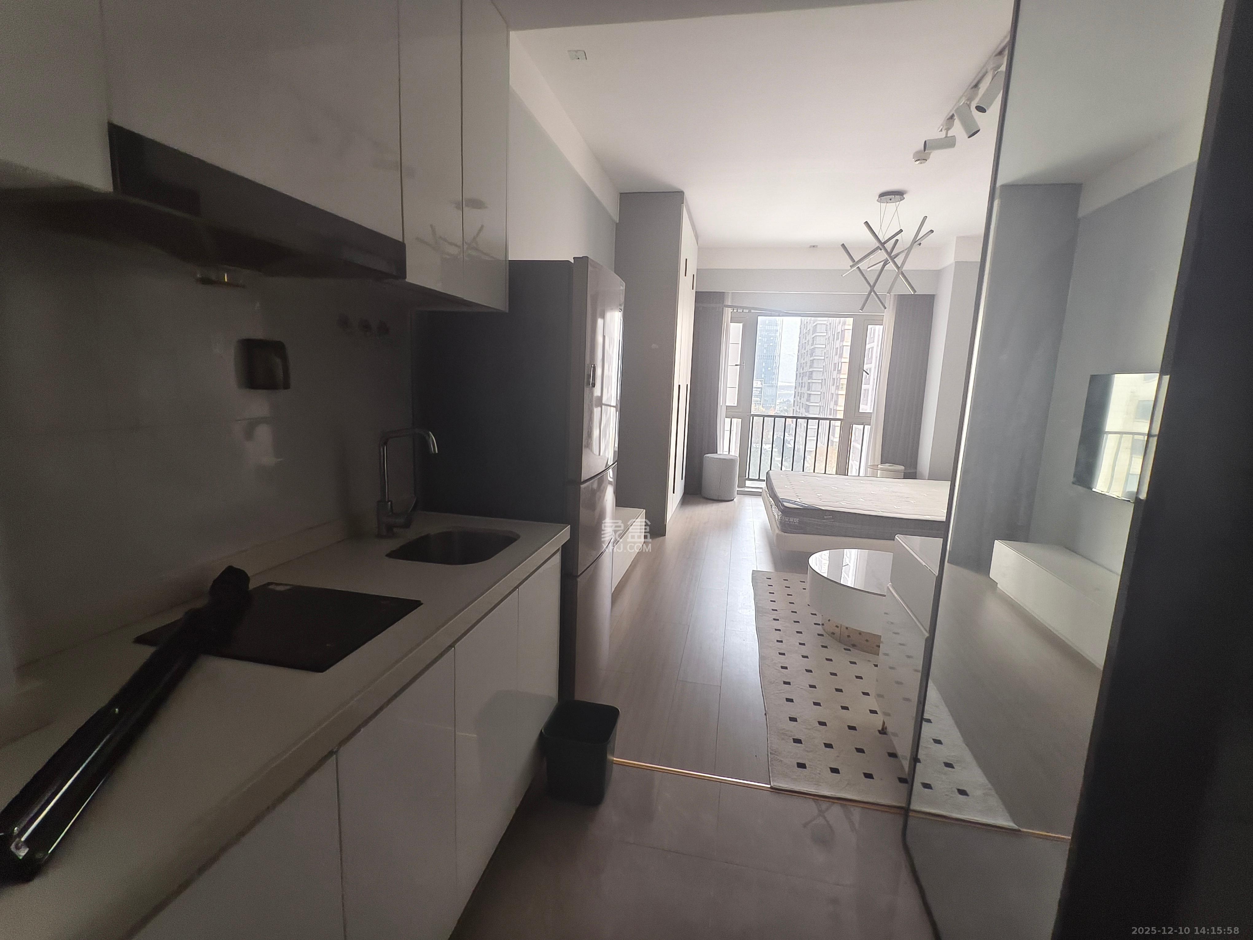 梅溪华府（新城金茂梦想华府）  1室1厅1卫    1800.0元/月