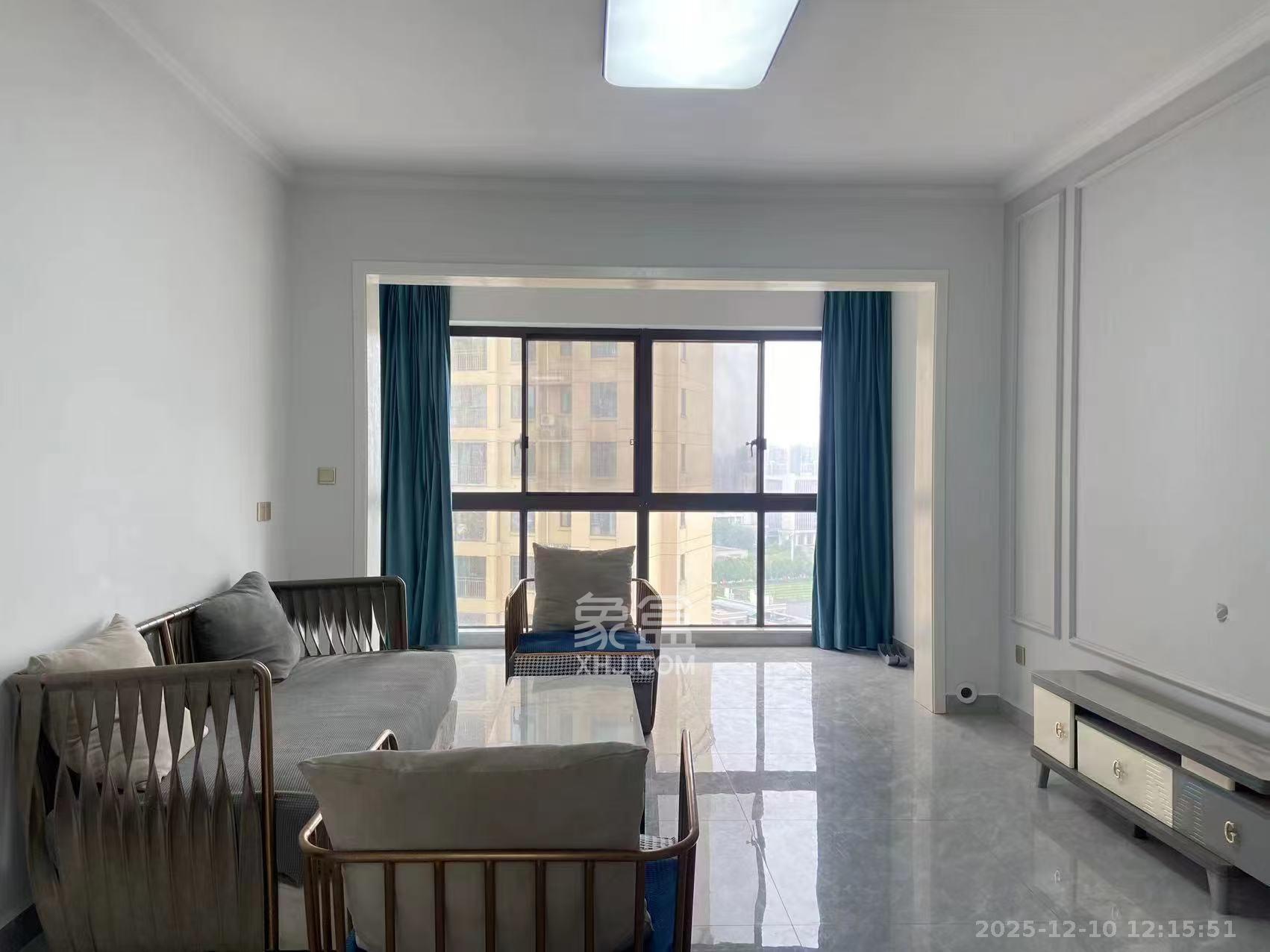 星雅美辰 3室2厅2卫 2450.0元/月 星雅美辰 3室2厅2卫 2450.0元/月室内图