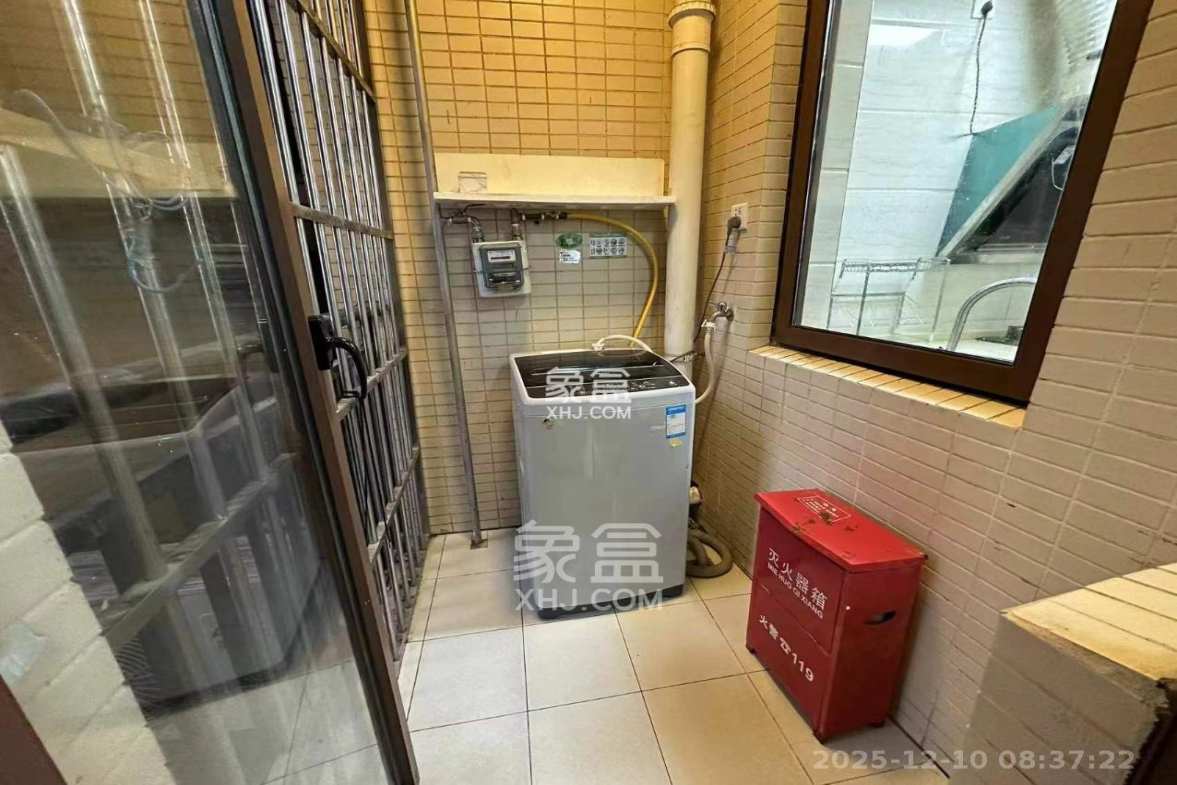 金房奥斯卡 1室1厅1卫 1400.0元/月 金房奥斯卡 1室1厅1卫 1400.0元/月室内图