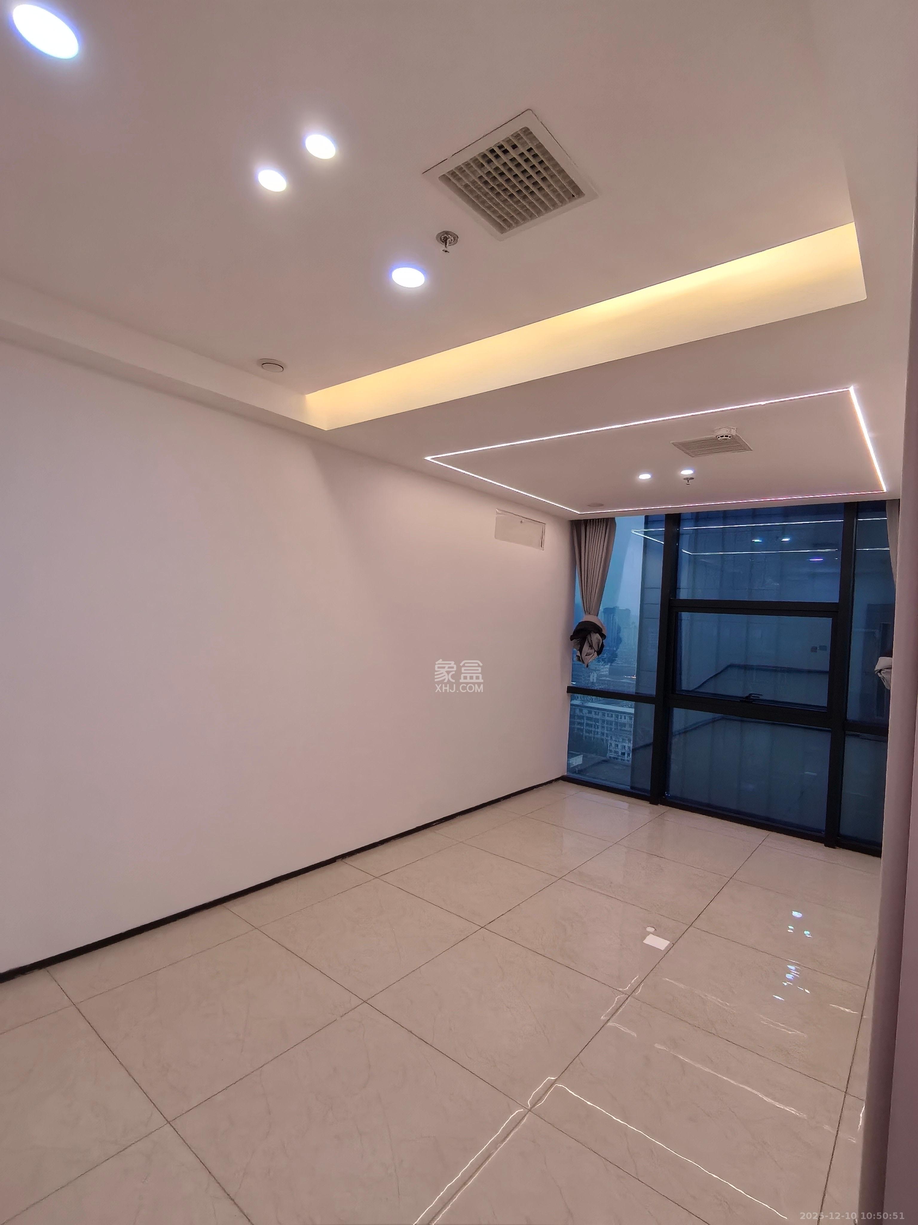 东盈商业广场（华泉城市广场）   200.0㎡      9500.0元/月室内图